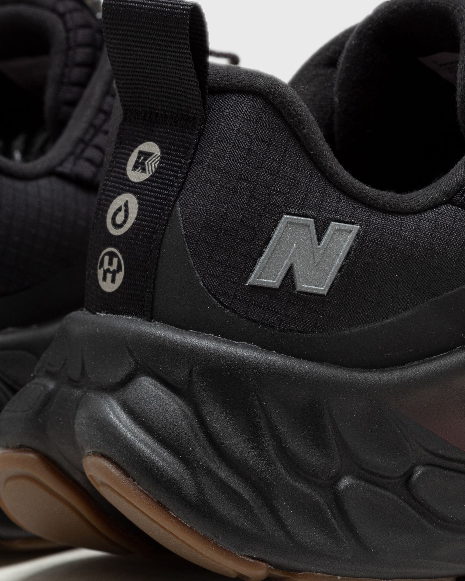 New Balance Fresh Foam X More v4 Permafrost Black | BSTN Store