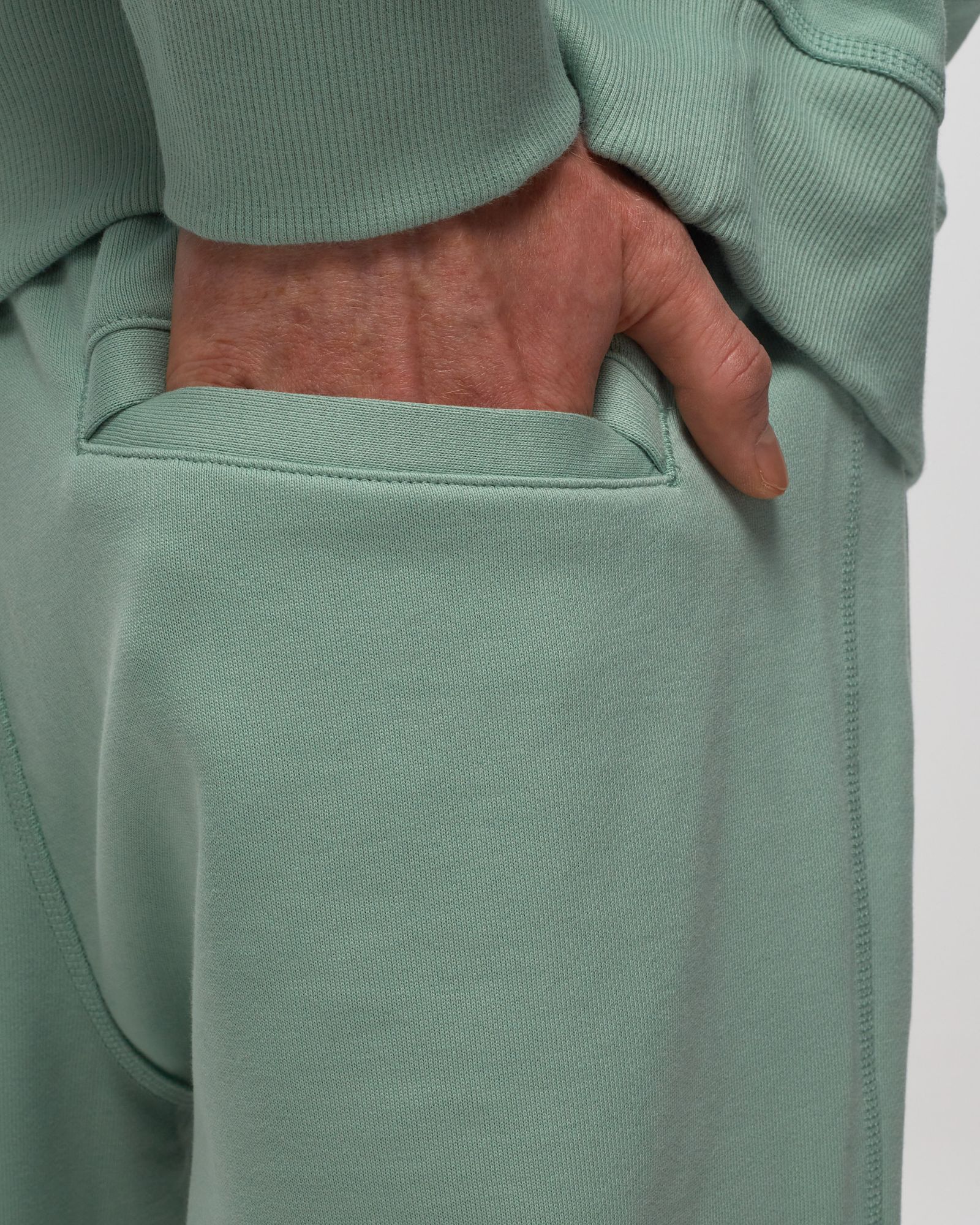 Athletics Nature State Sweatpant