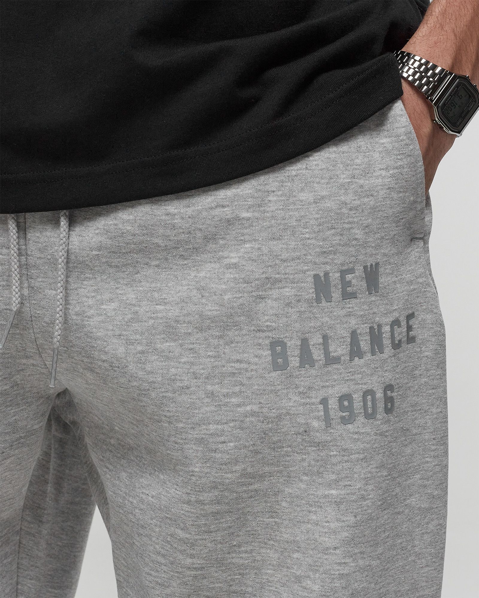 New Balance Fleece Graphic Jogger