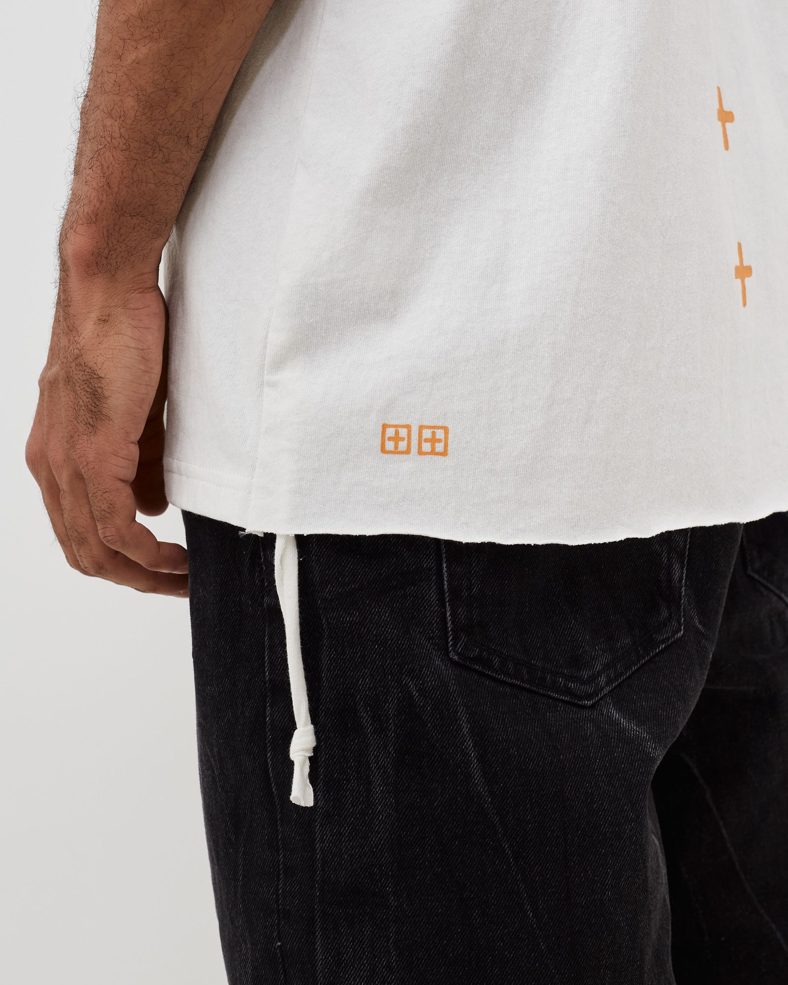 4 x 4 biggie ss tee white orange