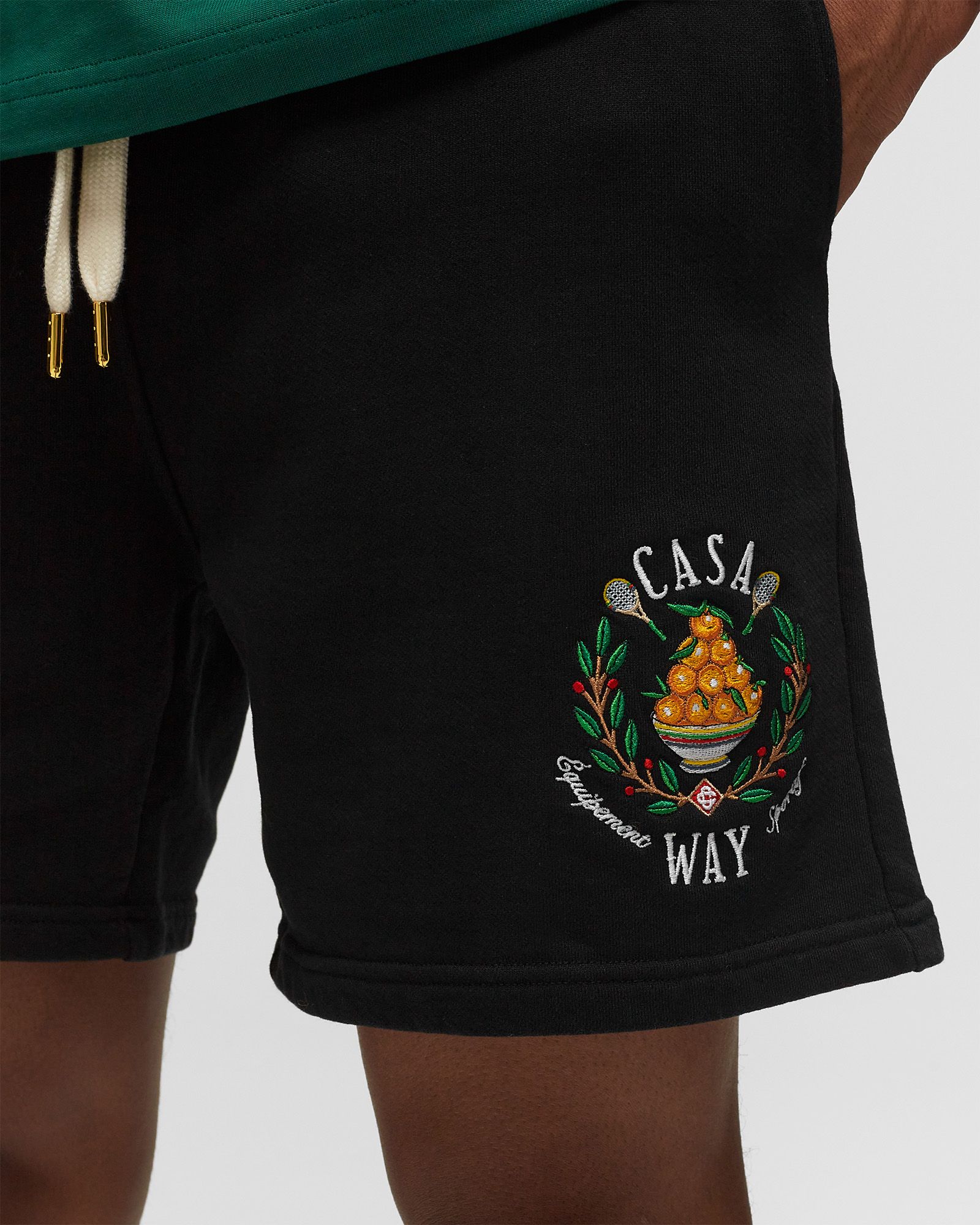 CASA WAY EMBROIDERED SWEATSHORT