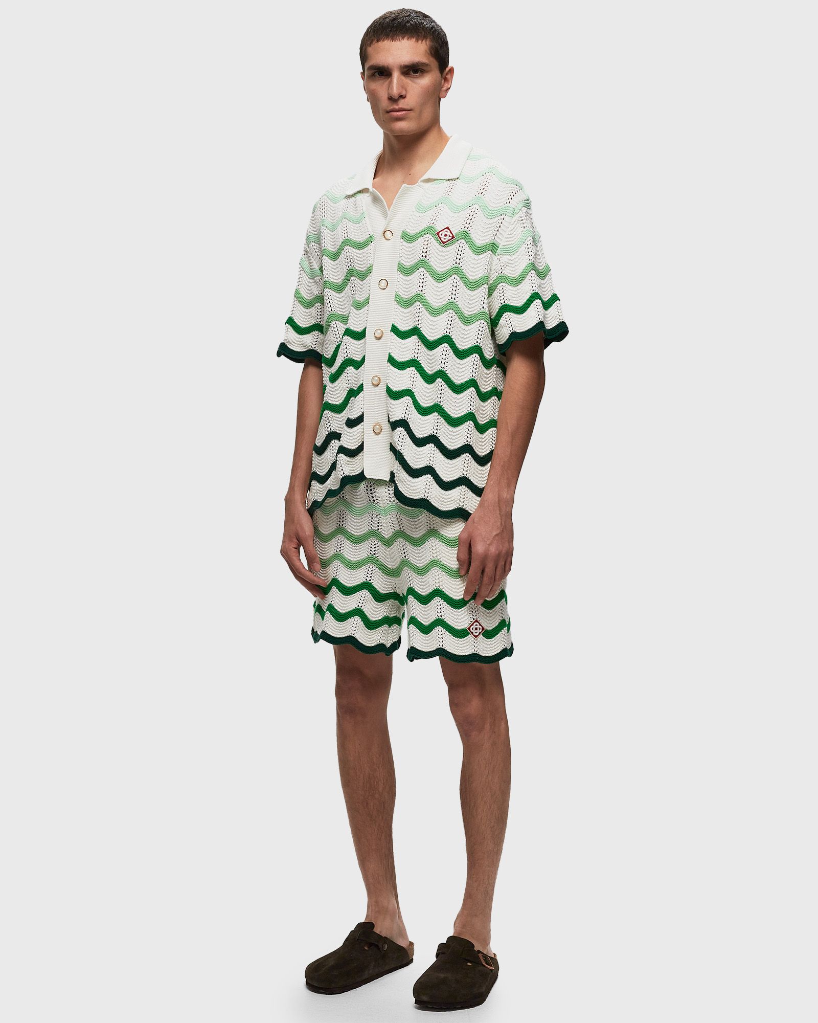 GRADIENT WAVE TEXTURE SHORTS