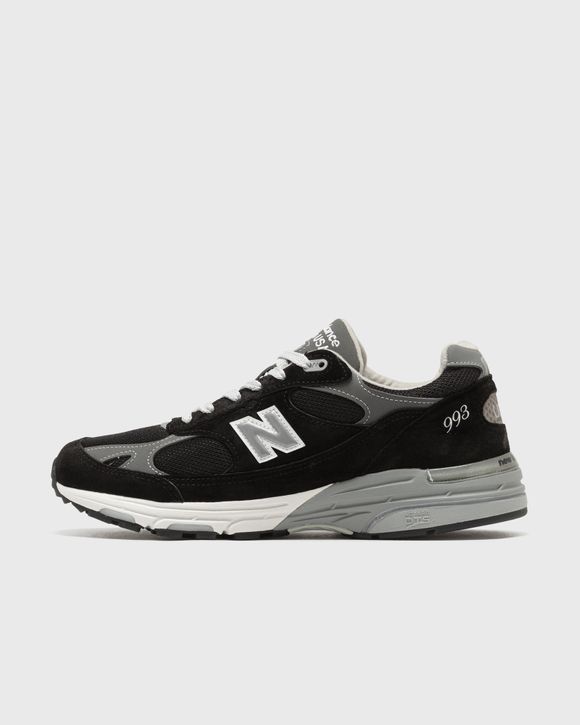 993