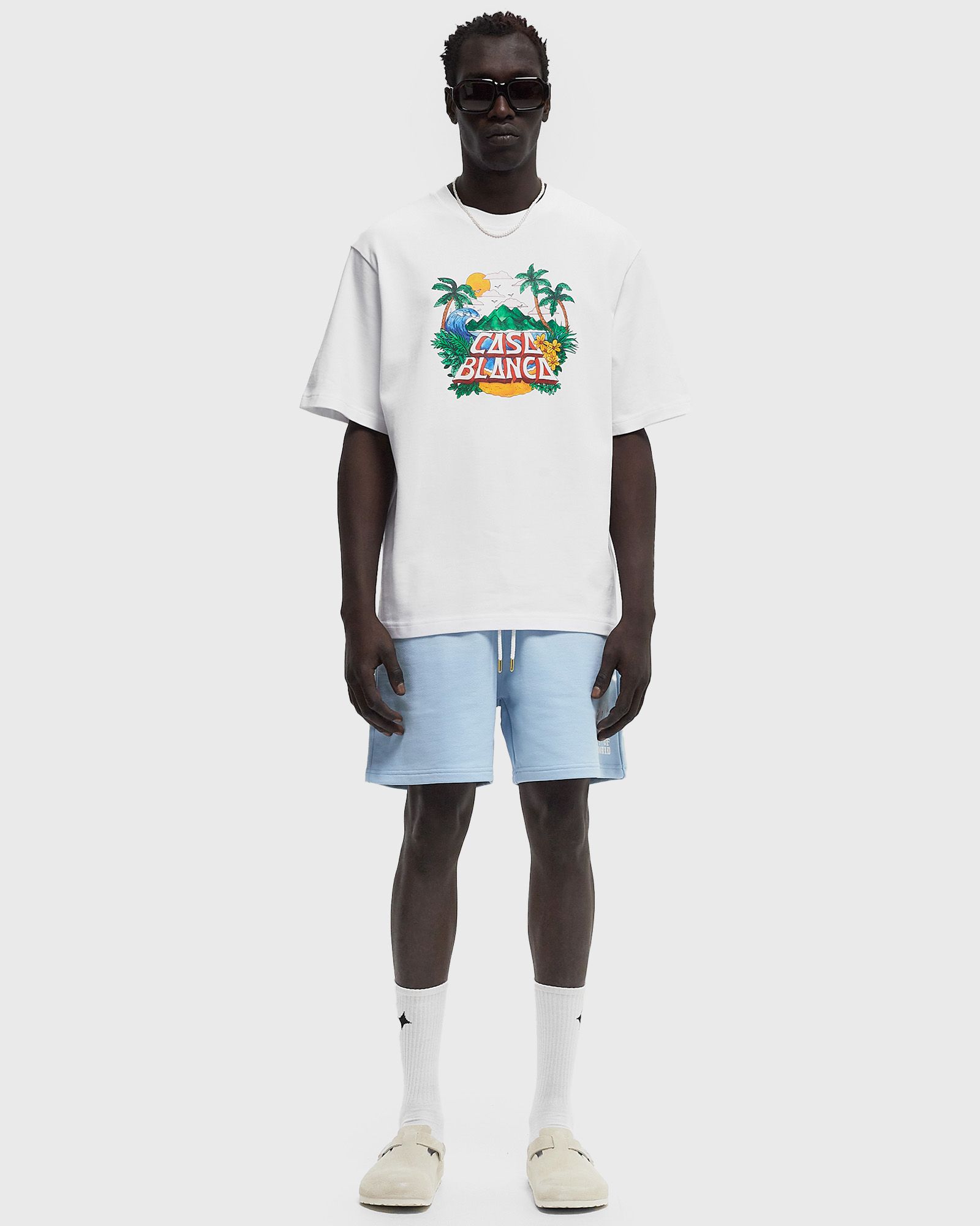 LOOKING AT THE BEAUTY OF THE WORLD SWEATSHORTS