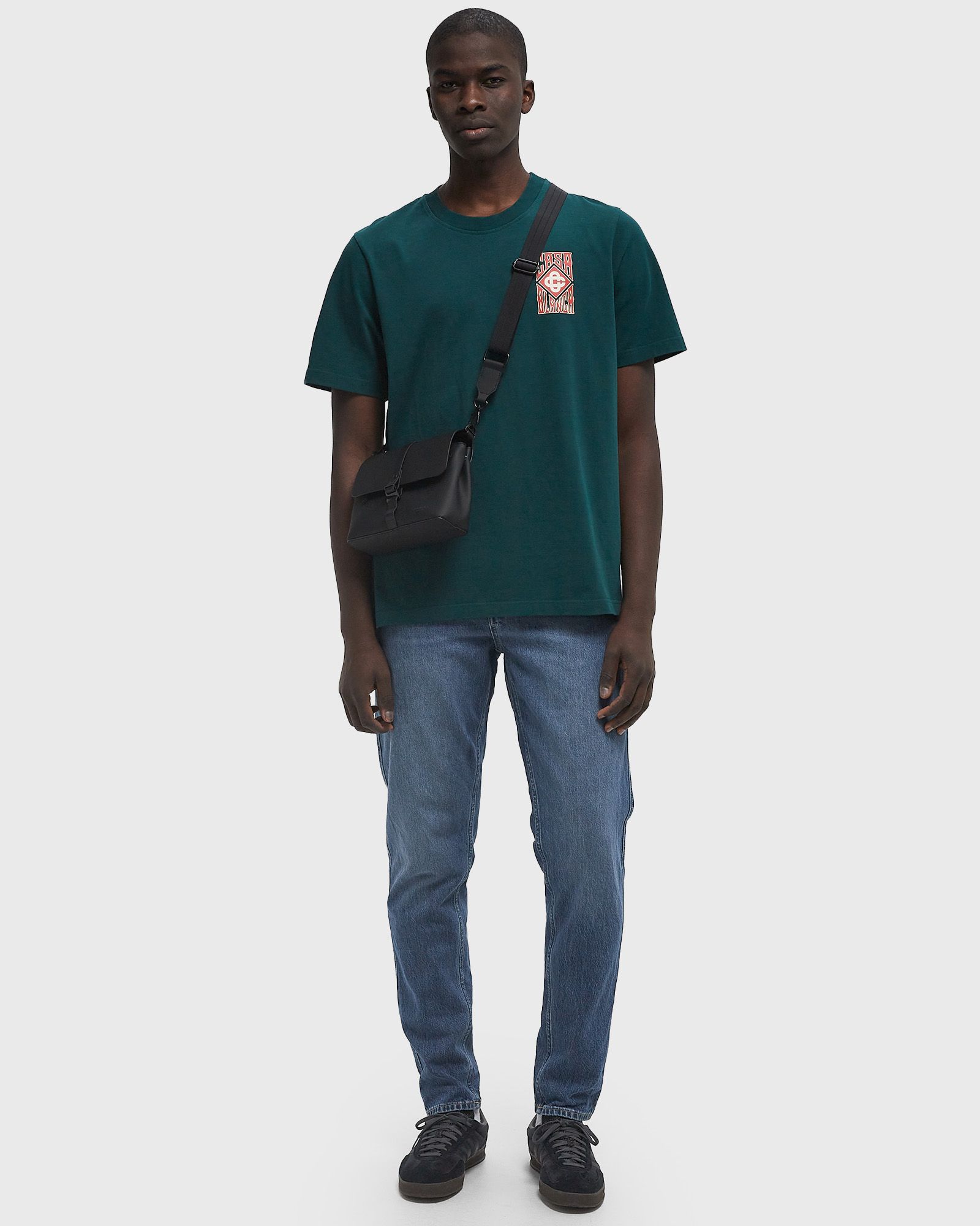 GOTHIC STACKED LOGO SCREEN PRINTED TEE