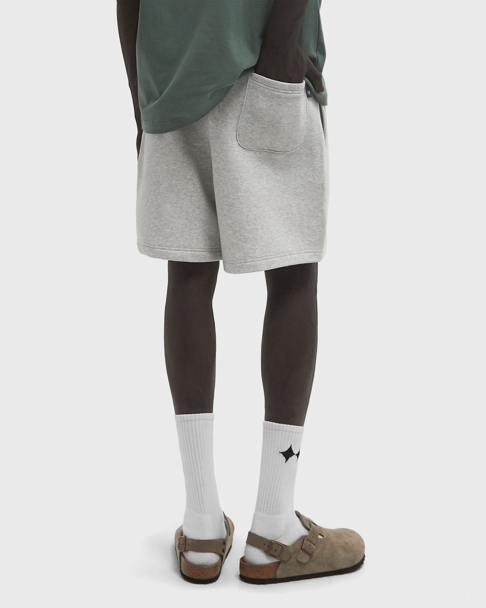 Reimagined Fleece Graphic Short 7"