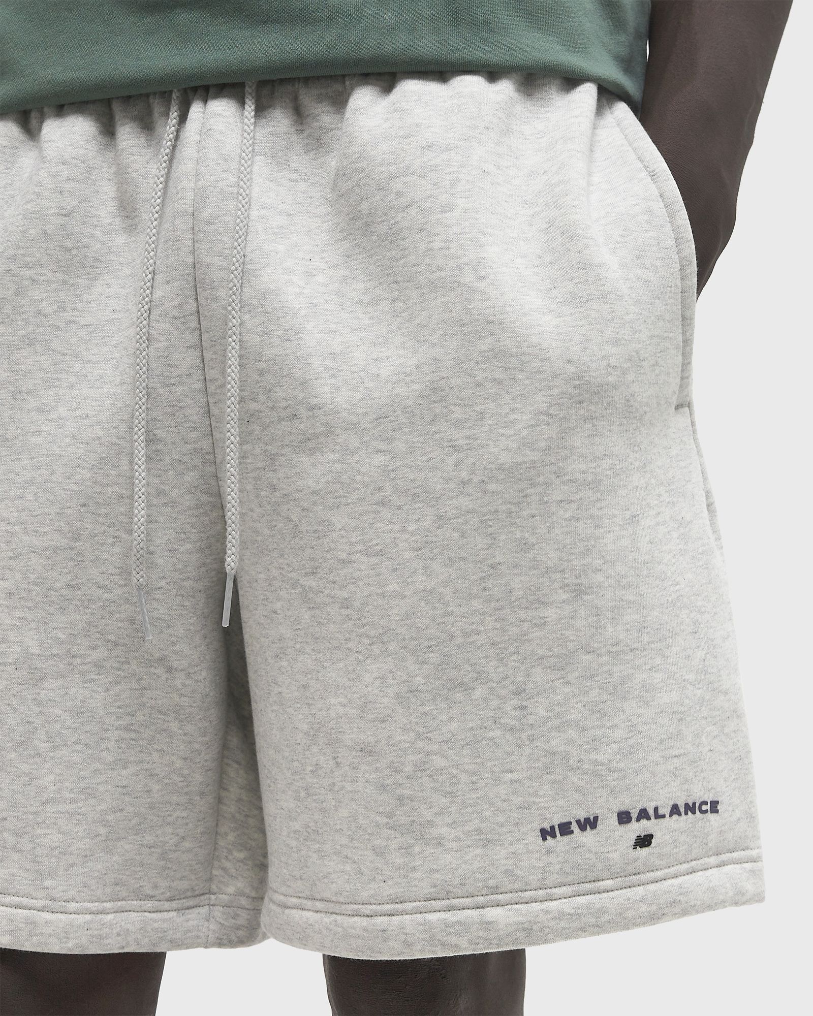 Reimagined Fleece Graphic Short 7"