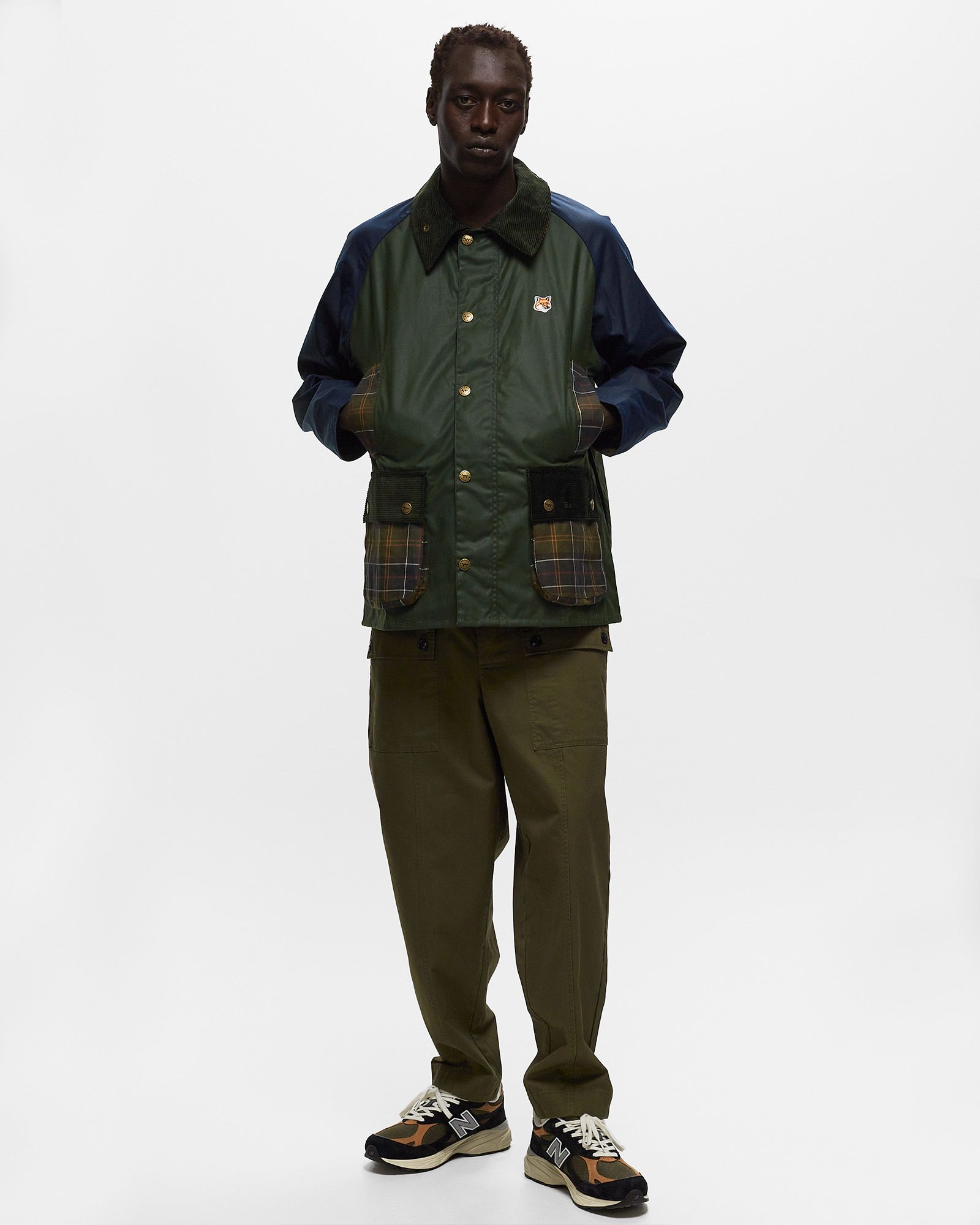 Barbour
ダークグレー ロングレインコート Barbour Barbour X Maison Kitsune Beaufort Brown | BSTN Store