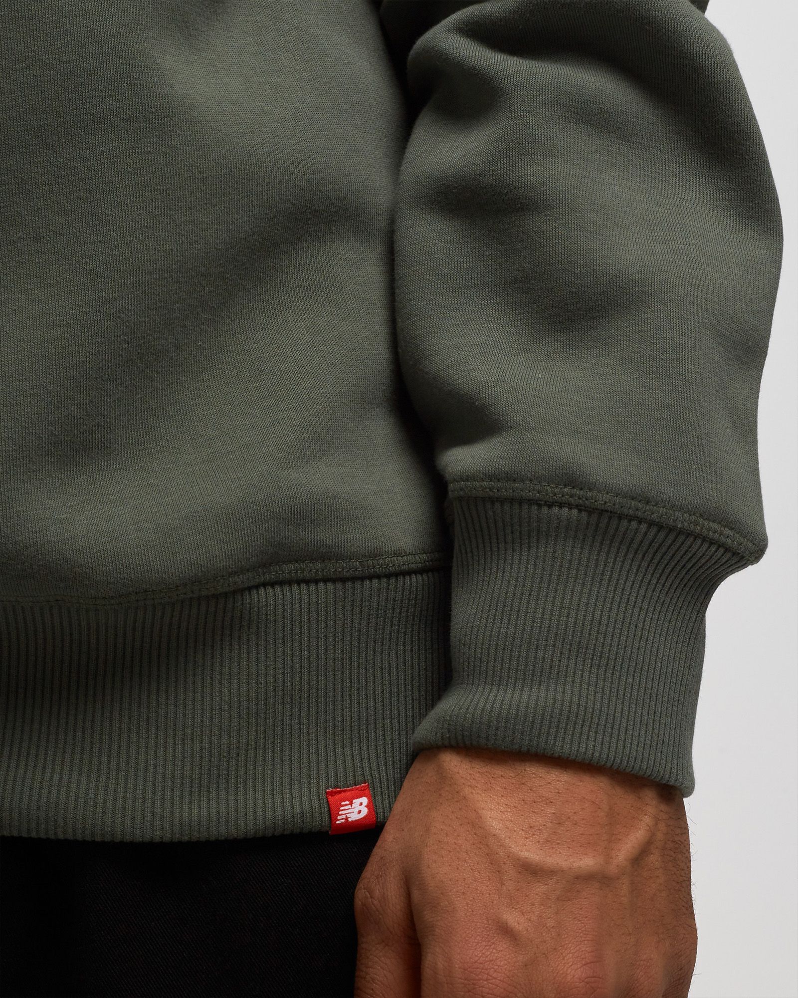 SMALL LOGO SWEATSHIRT