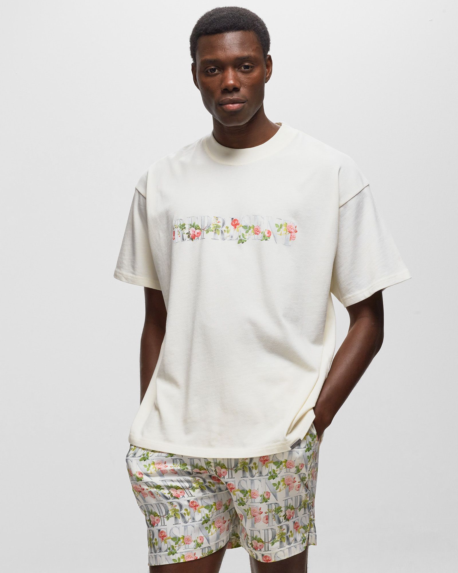 FLORAL R T-SHIRT