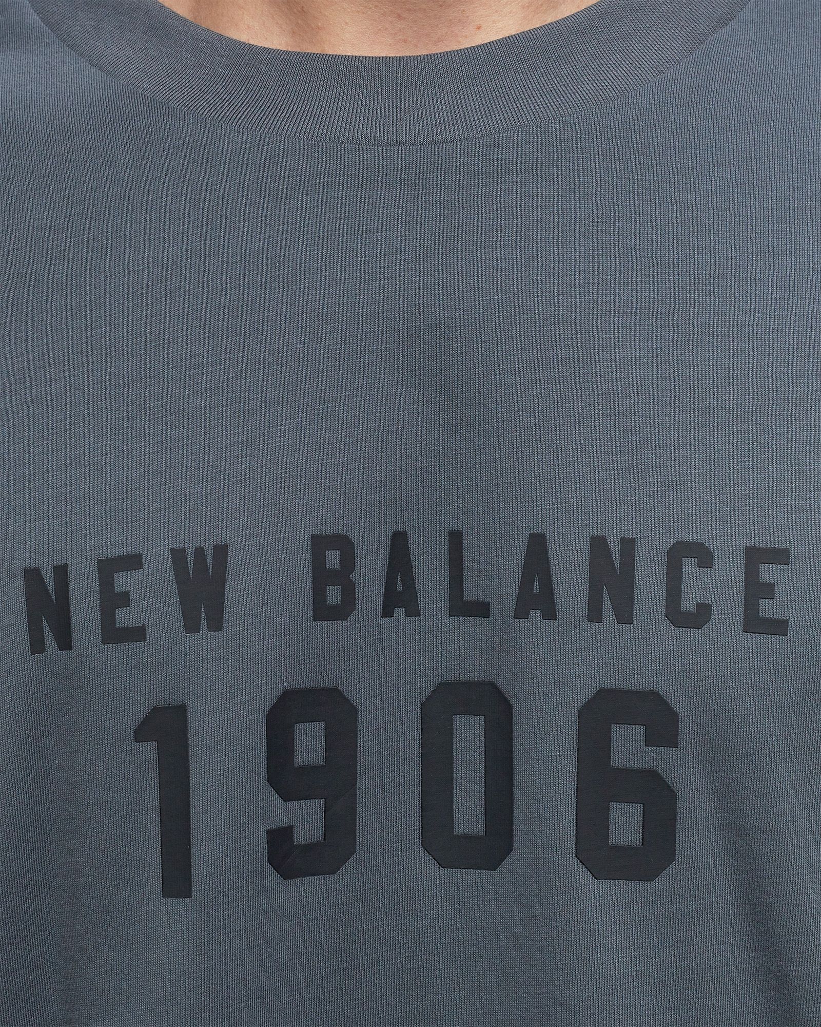 Sport Essentials Graphic Long Sleeve T-Shirt