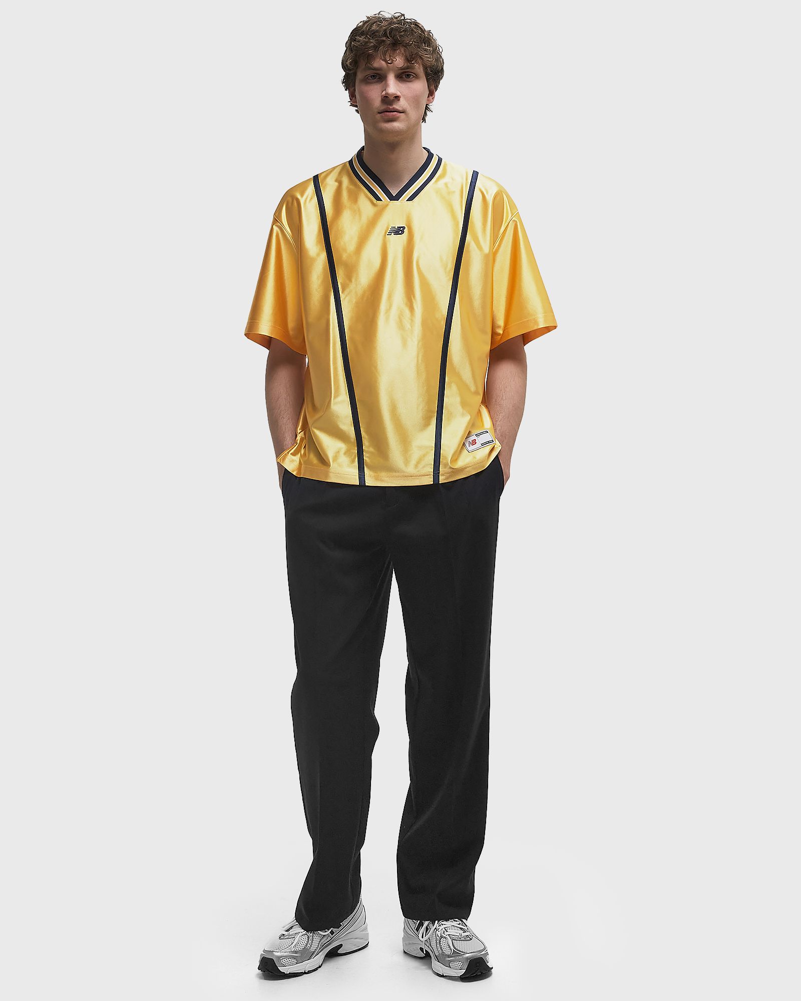 In Game Tricot Shooting Top