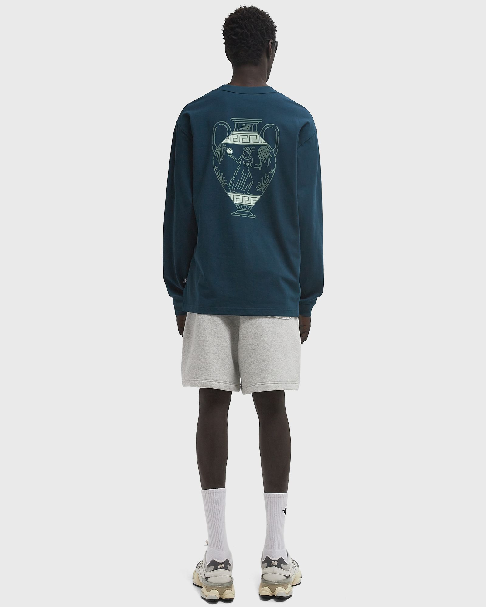 X Debut Vase Long Sleeve