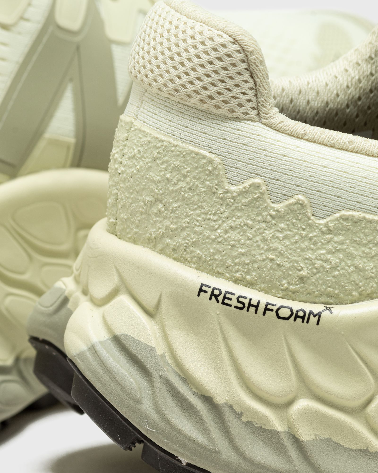 Fresh Foam More Trail v3