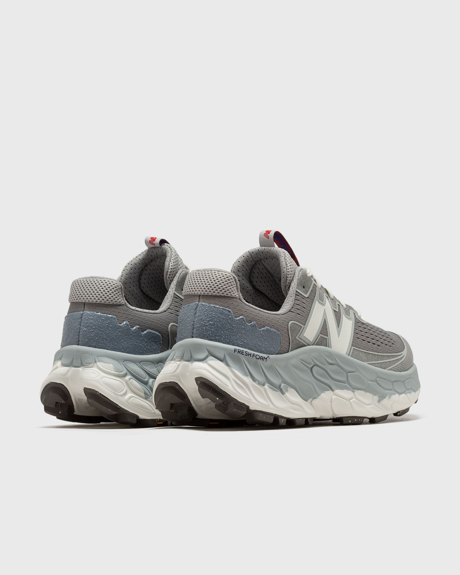 Fresh Foam More Trail V3