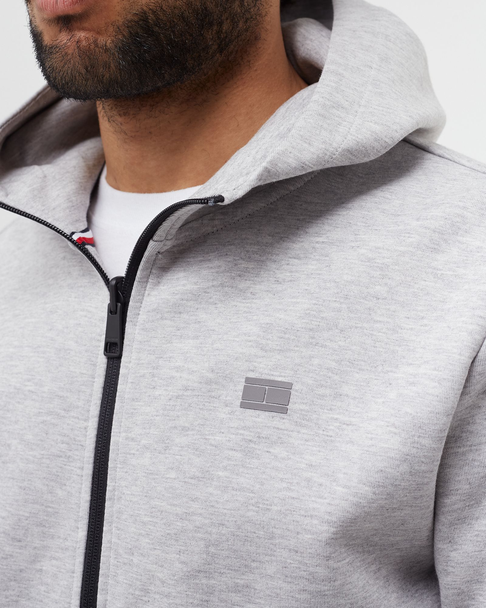 ESSENTIAL ZIP-THRU FLAG HOODIE