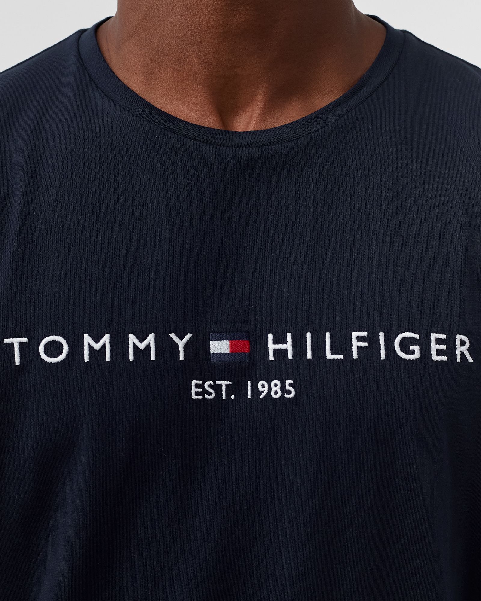 CORE TOMMY LOGO TEE