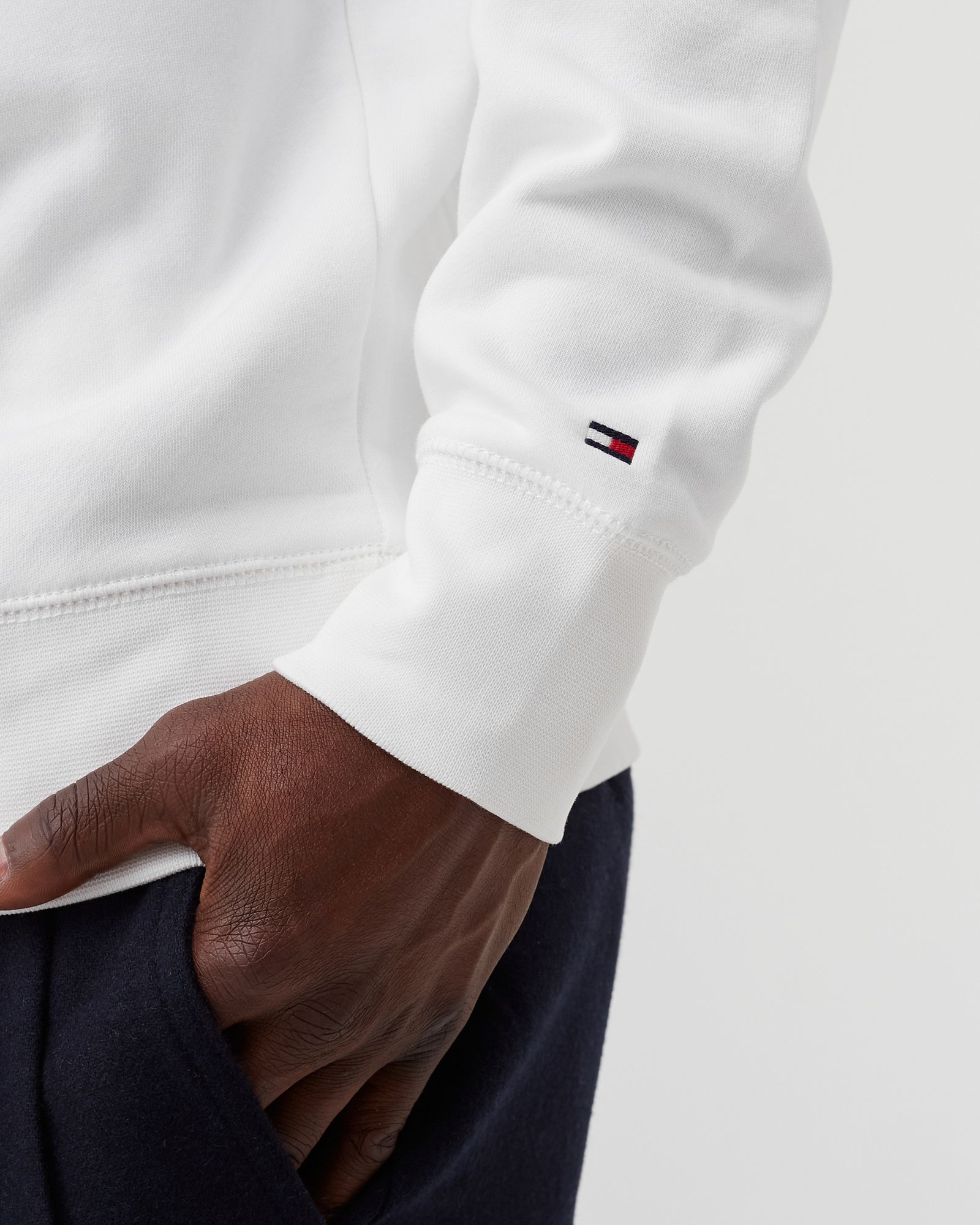 TOMMY LOGO SWEATSHIRT