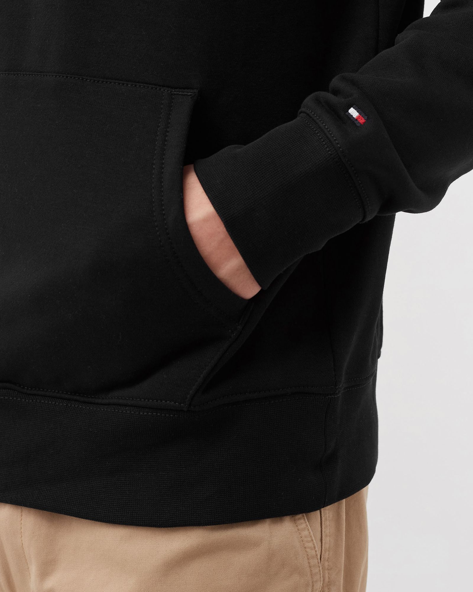 LOGO MOCKNECK SWEATSHIRT