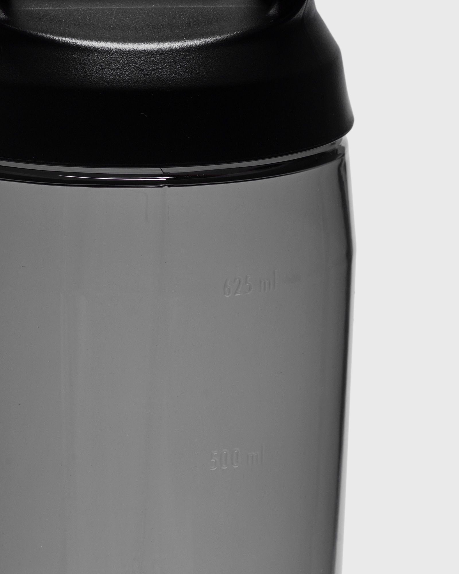 NIKE TR HYPERCHARGE CHUG BOTTLE 24 OZ / 709ml