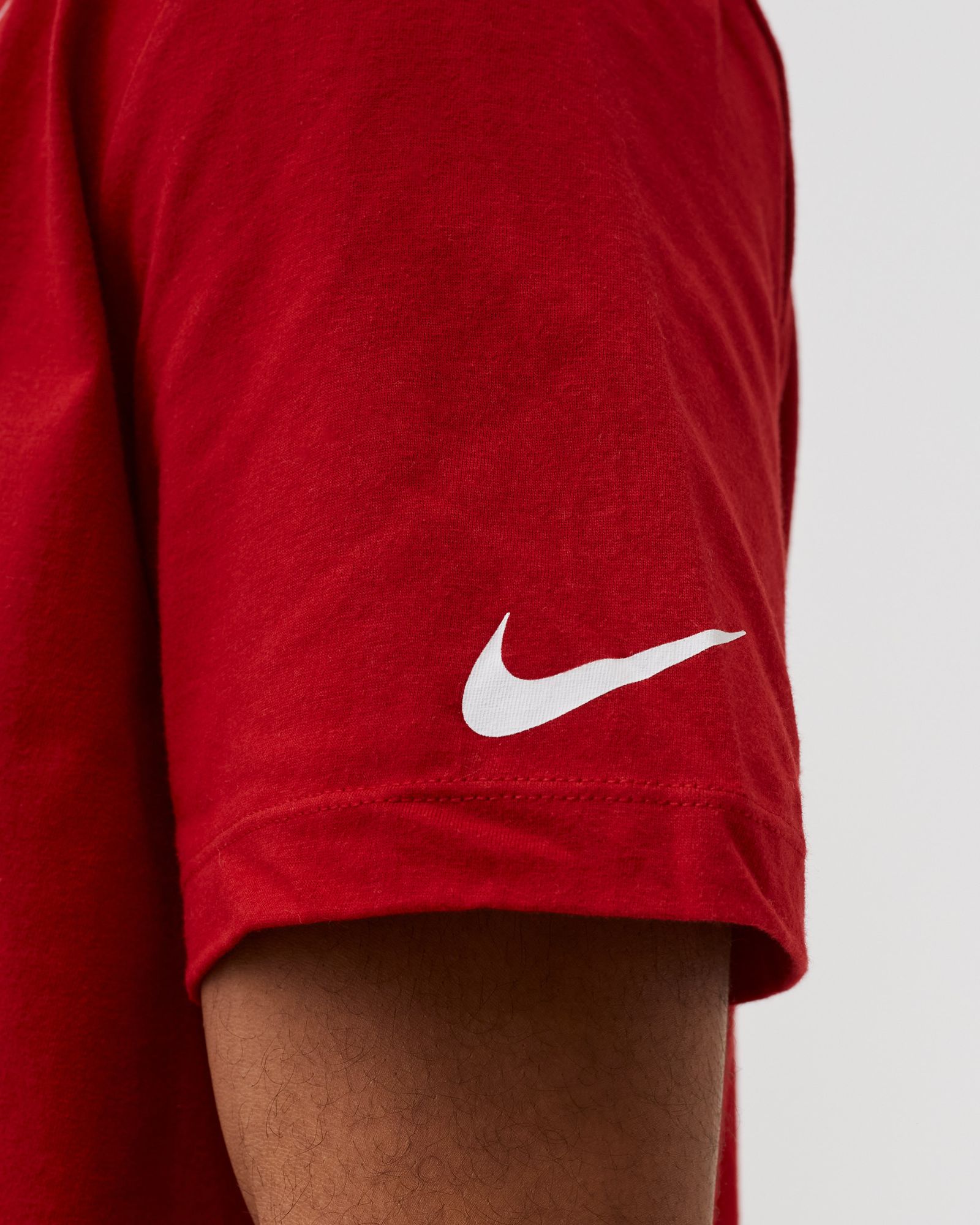 Tampa Bay Buccaneers Logo Essential Tee