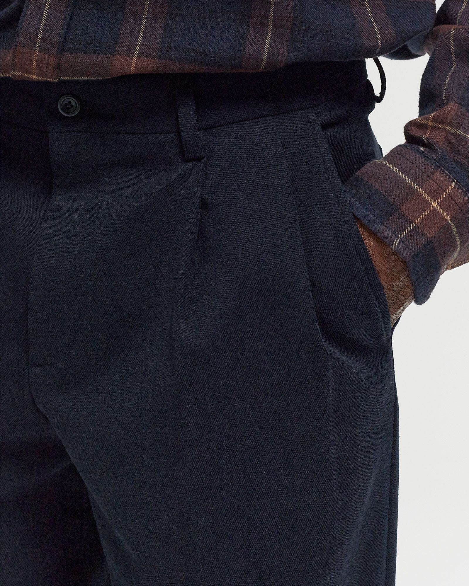 Benn Relaxed Cotton Wool Twill Pleated Trouser