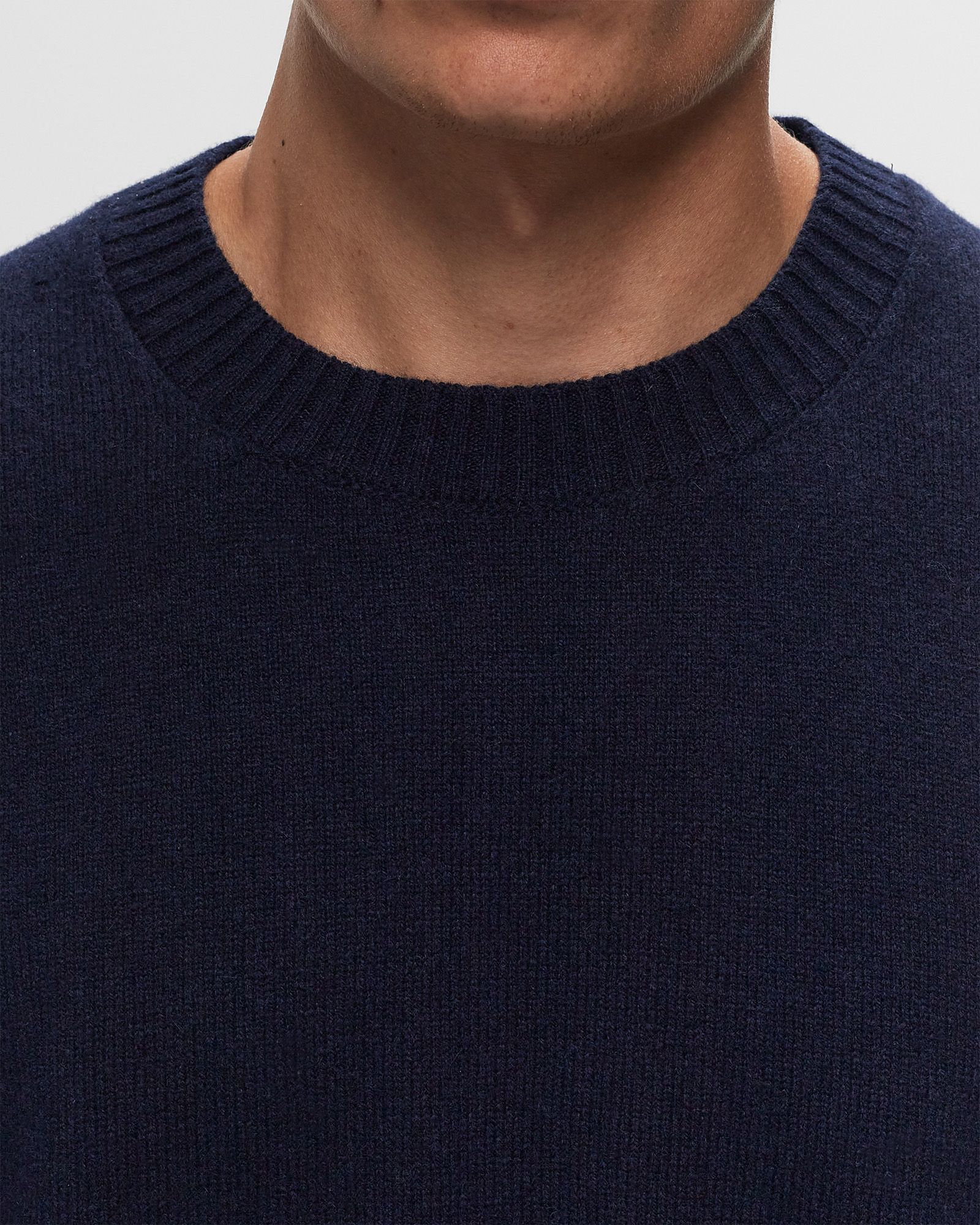 Standard Merino Lambswool Sweater