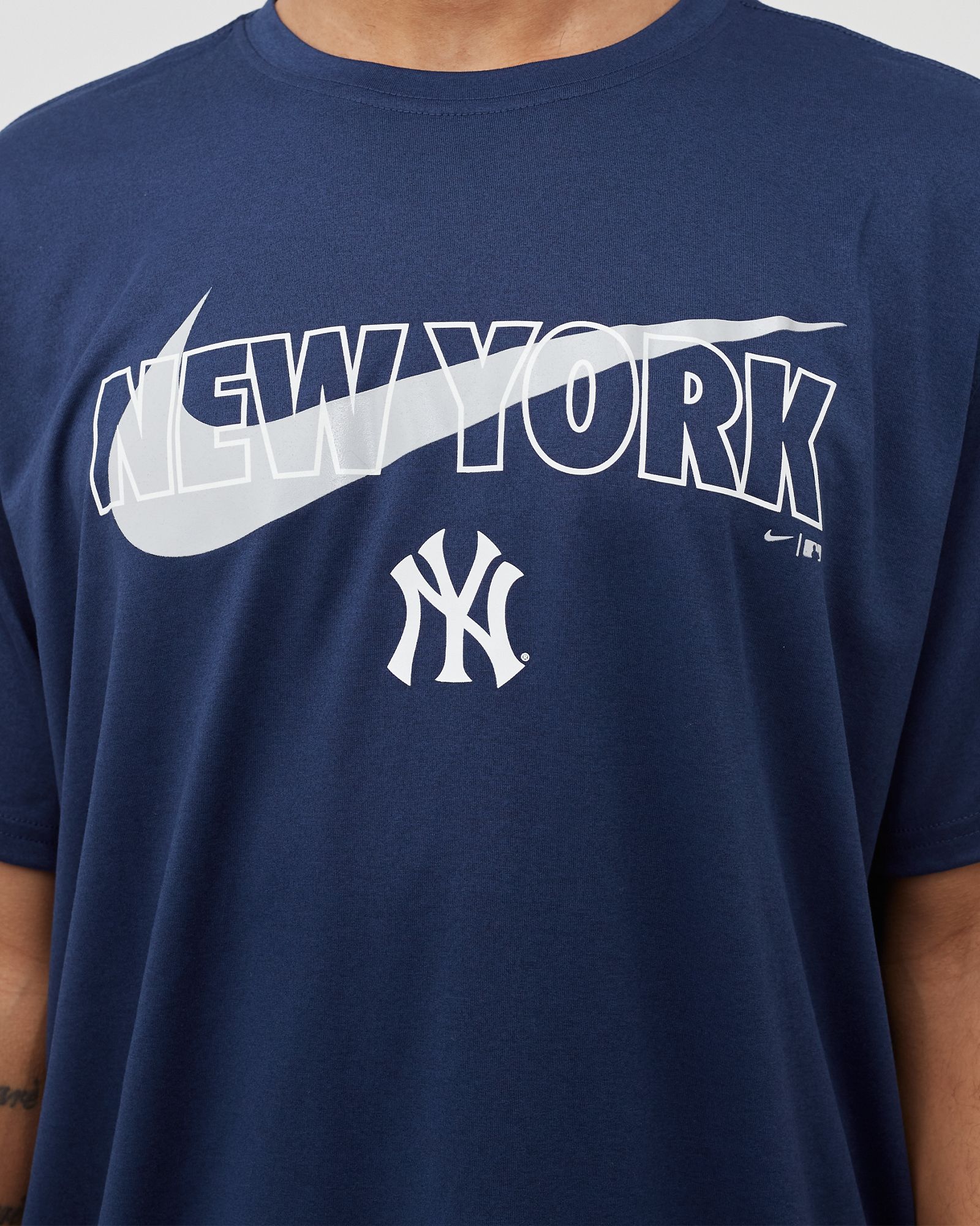 New York Yankees Big City Swoosh Legend Tee
