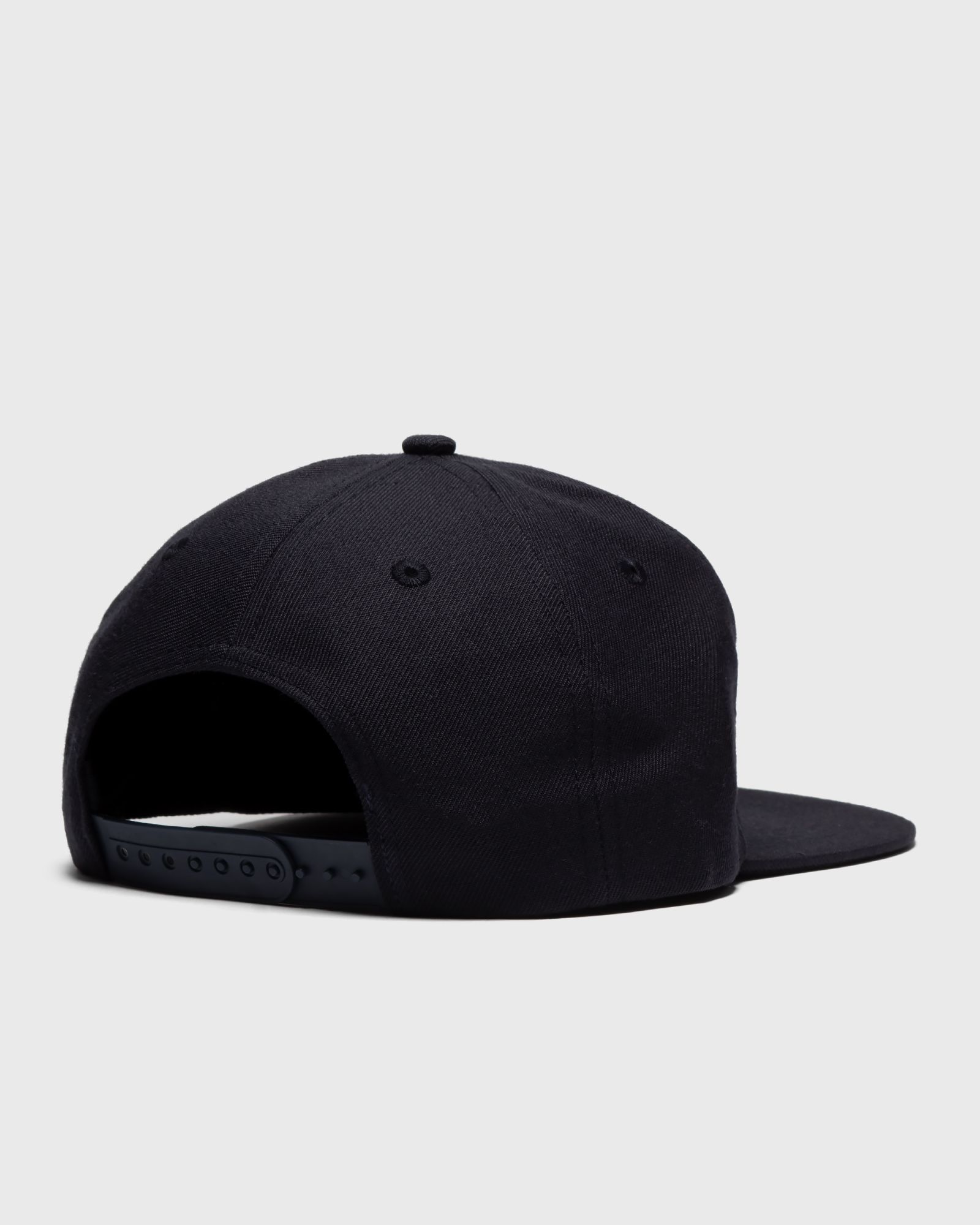 STAPLE HAT