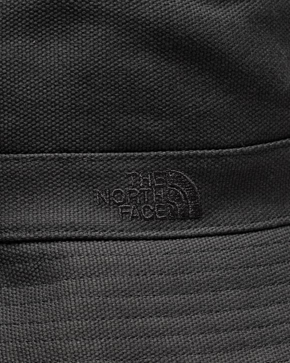 MOUNTAIN BUCKET HAT