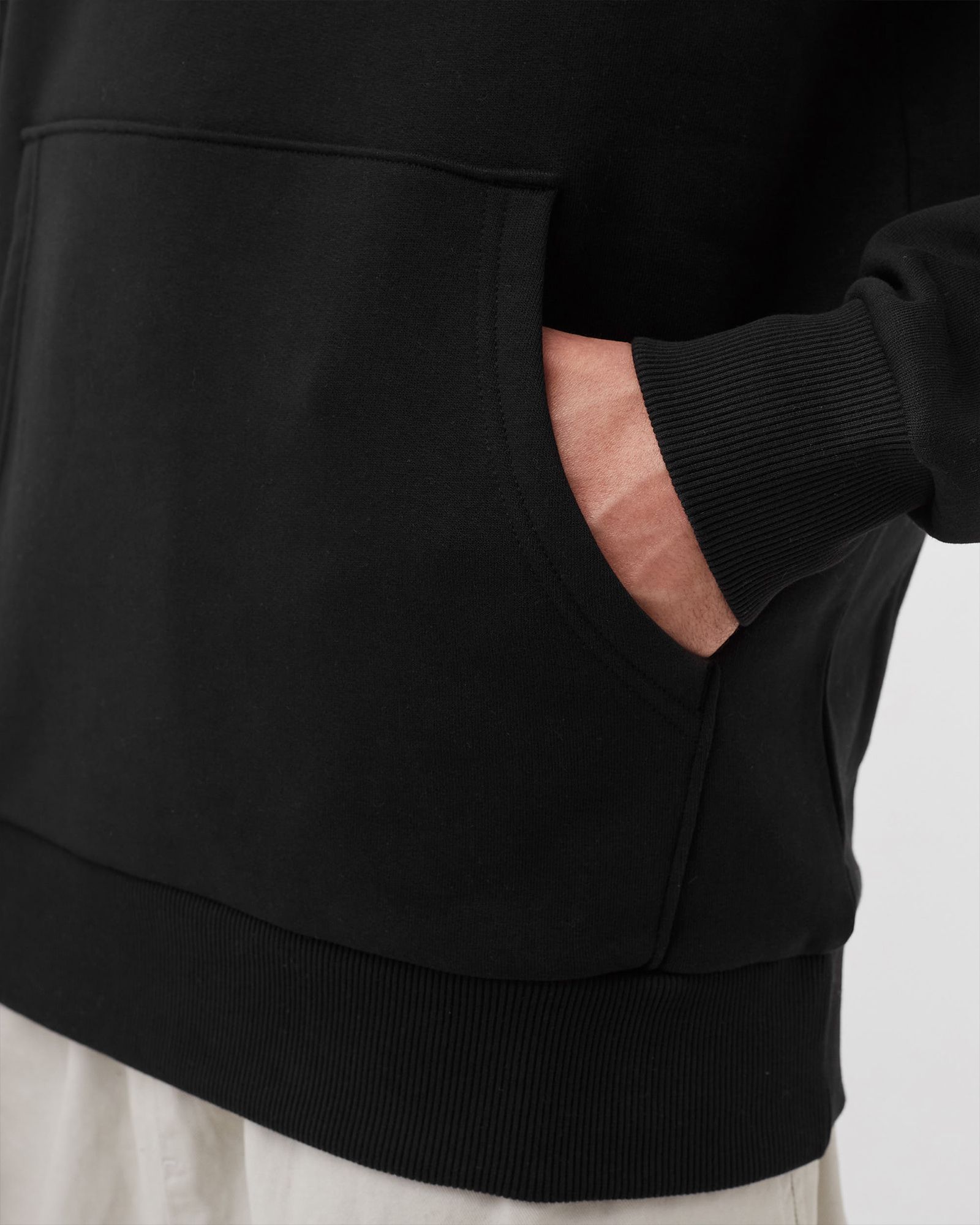 RAGLAN REDBOX HOODIE