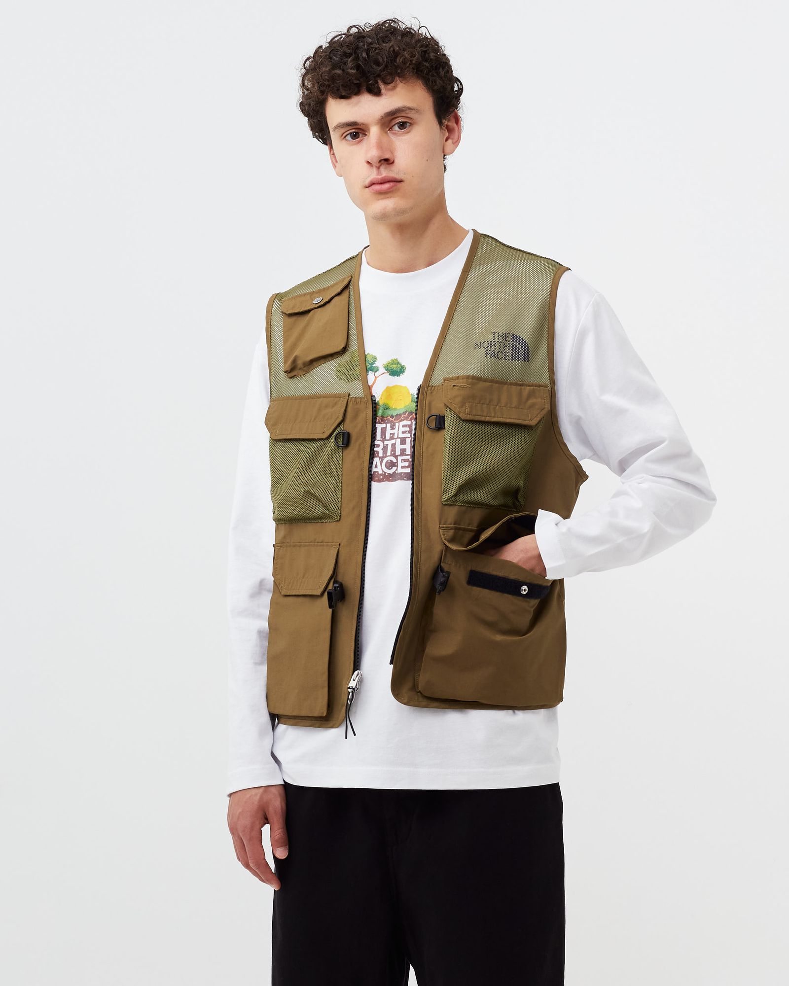 最安値 beams×the north face utility vest NORTH FACE x BEAMS OUTDOOR UTILITY VEST