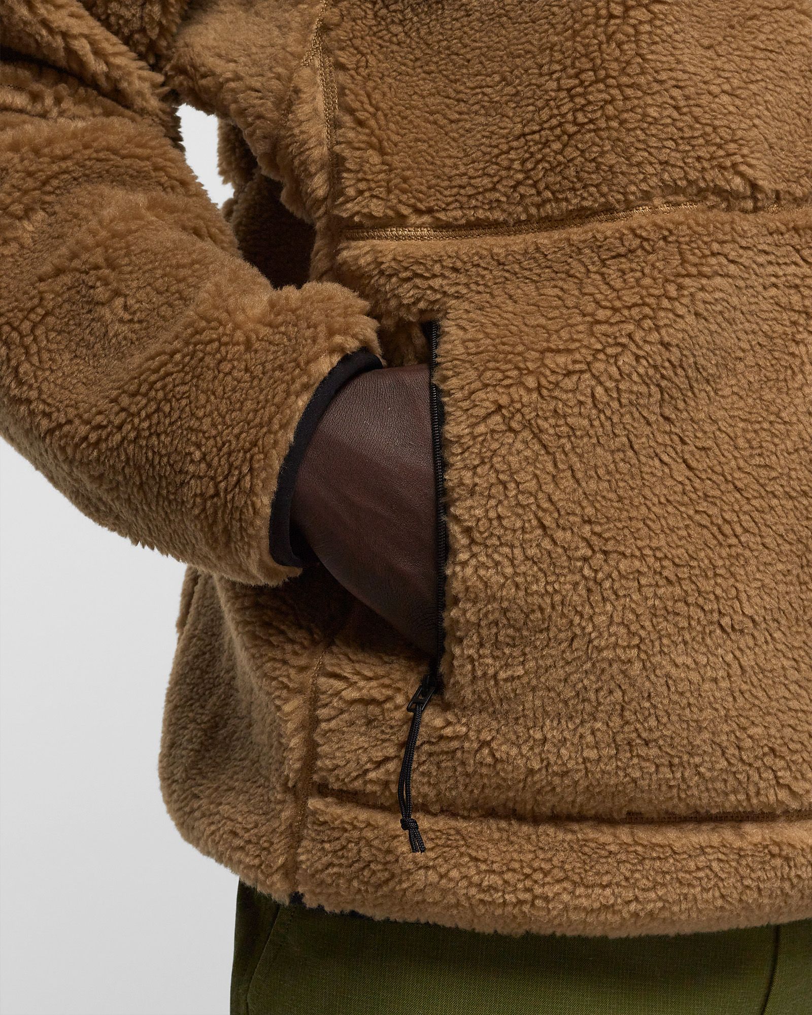 M EXTREME PILE PULLOVER