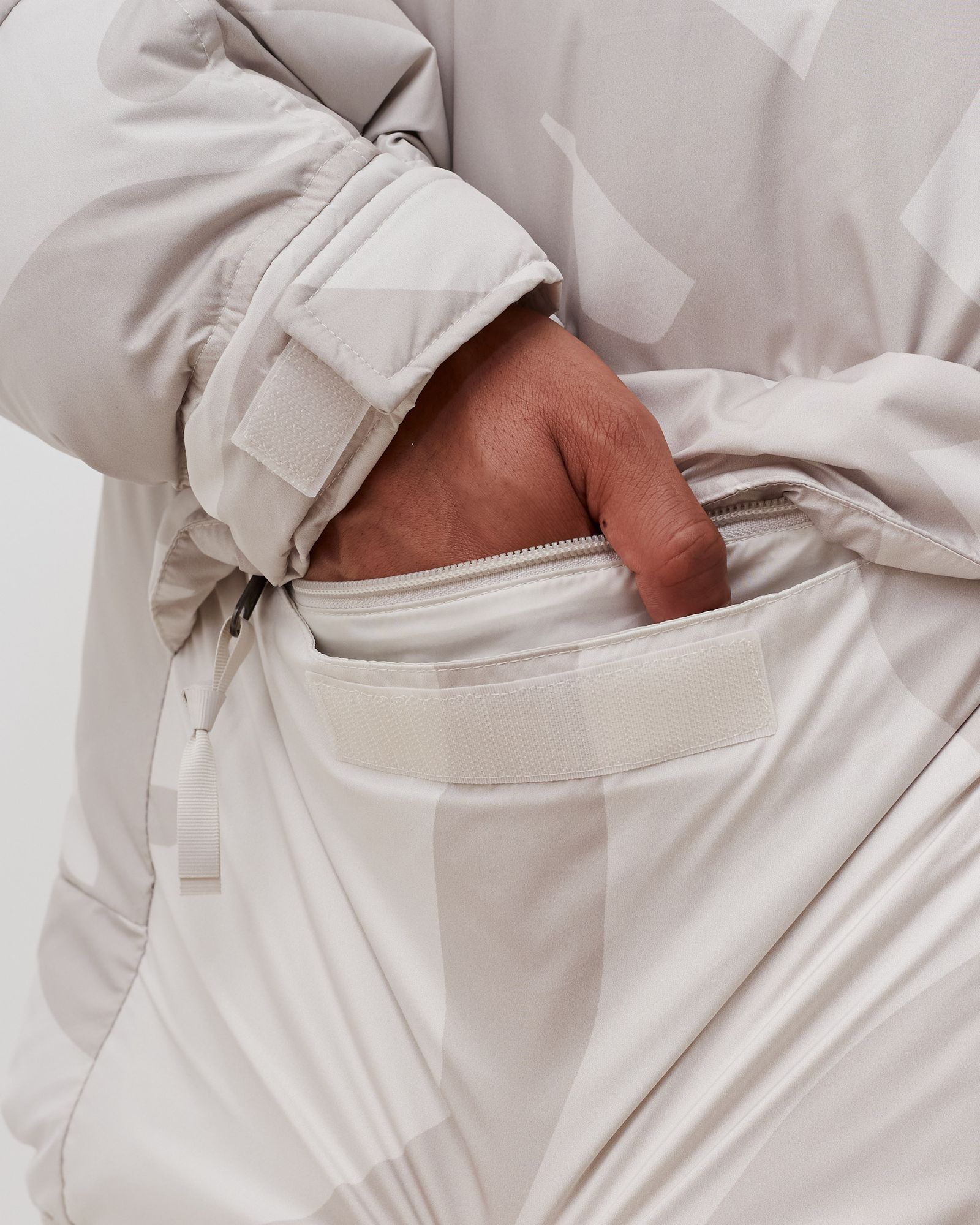 TNF X KAWS 'PROJECT X' RETRO 1994 HIMALAYAN PARKA