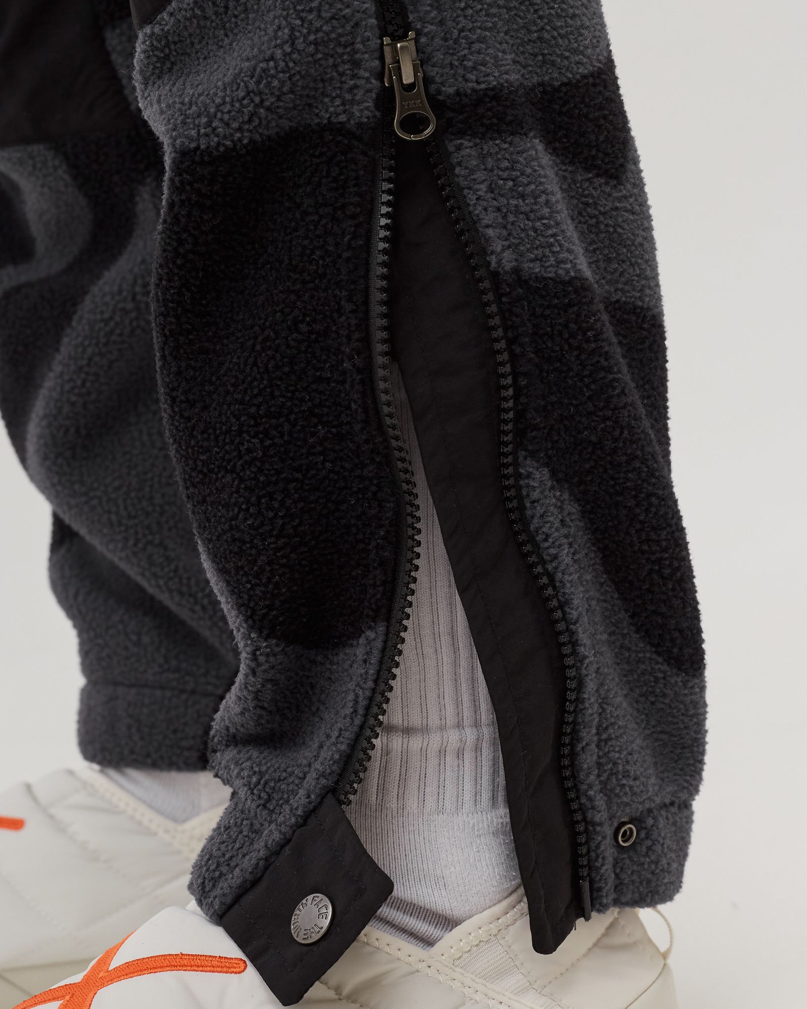 TNF X KAWS 'PROJECT X' RETRO 1995 DENALI PANT