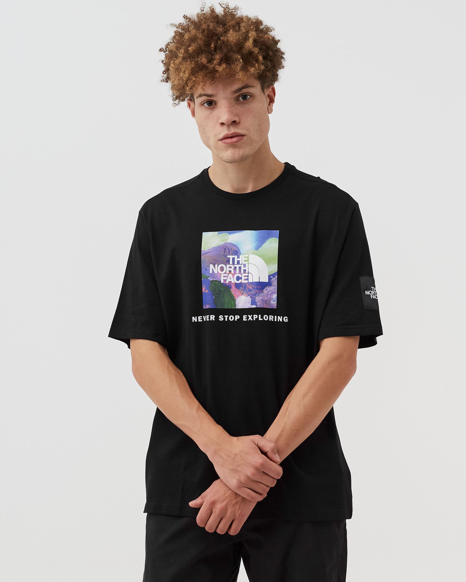 GRAPHIC TEE