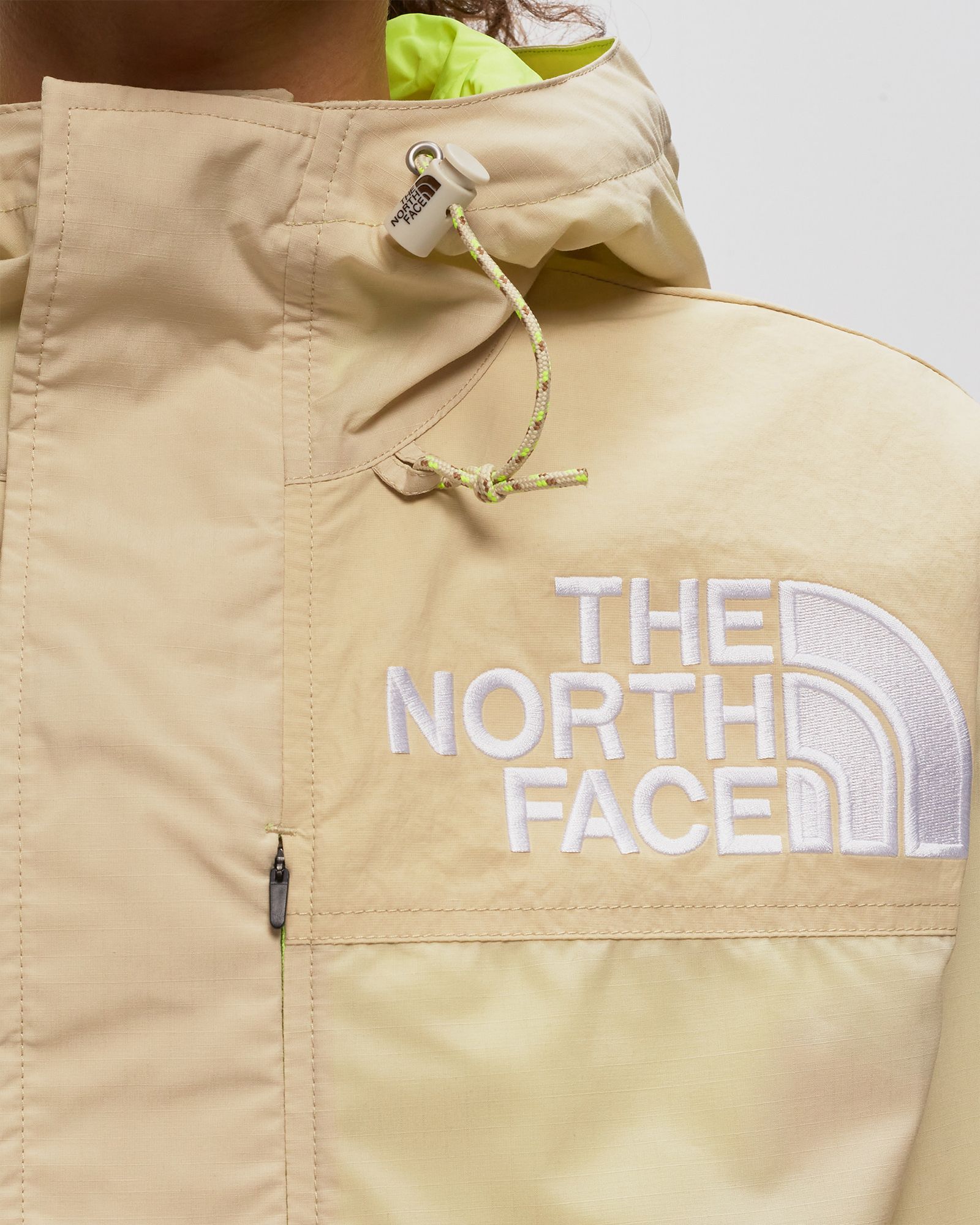 WMNS 86 LOW-FI HI-TEK MOUNTAIN SHORT JACKET