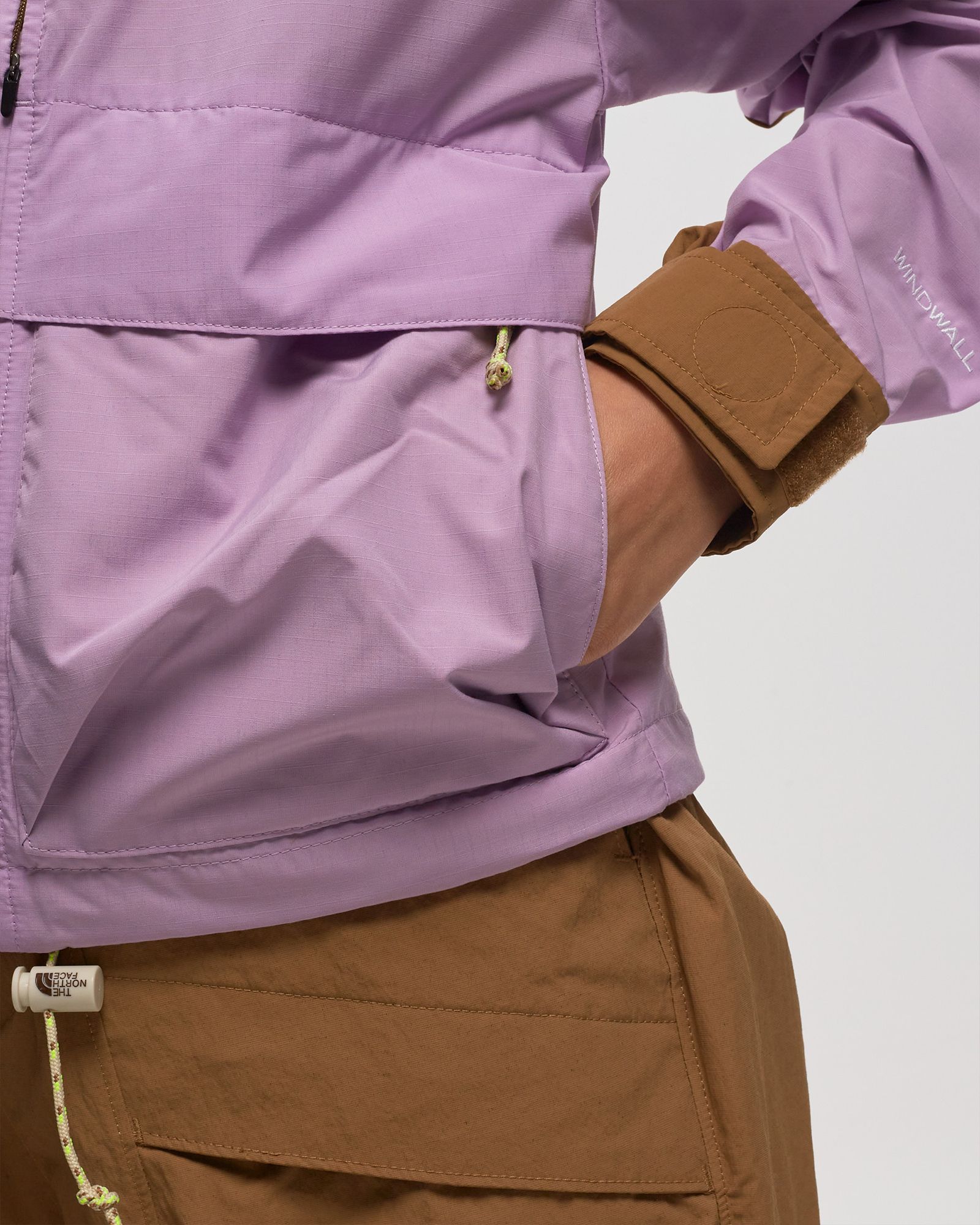 WMNS 86 LOW-FI HI-TEK MOUNTAIN SHORT JACKET