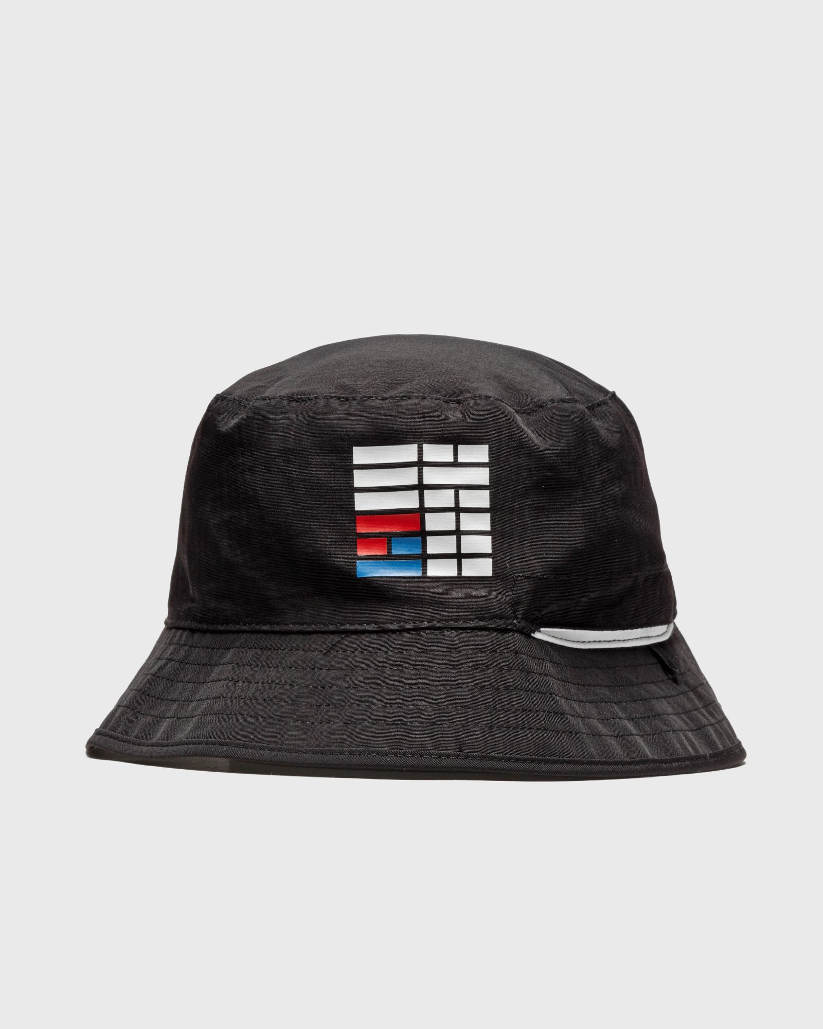 INTERNATIONAL COLLECTION REVERSIBLE SPECTATOR BUCKET HAT