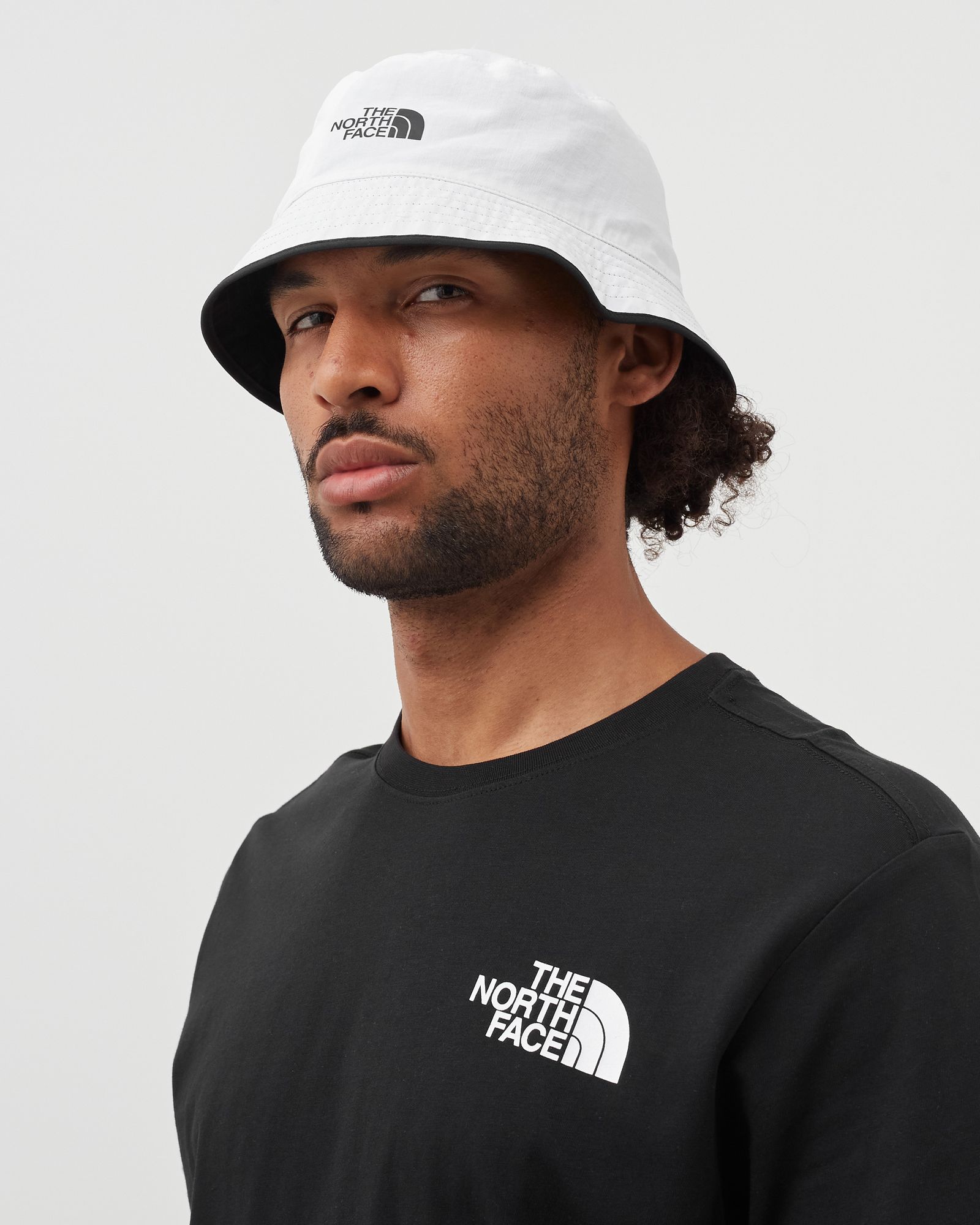 INTERNATIONAL COLLECTION REVERSIBLE SPECTATOR BUCKET HAT