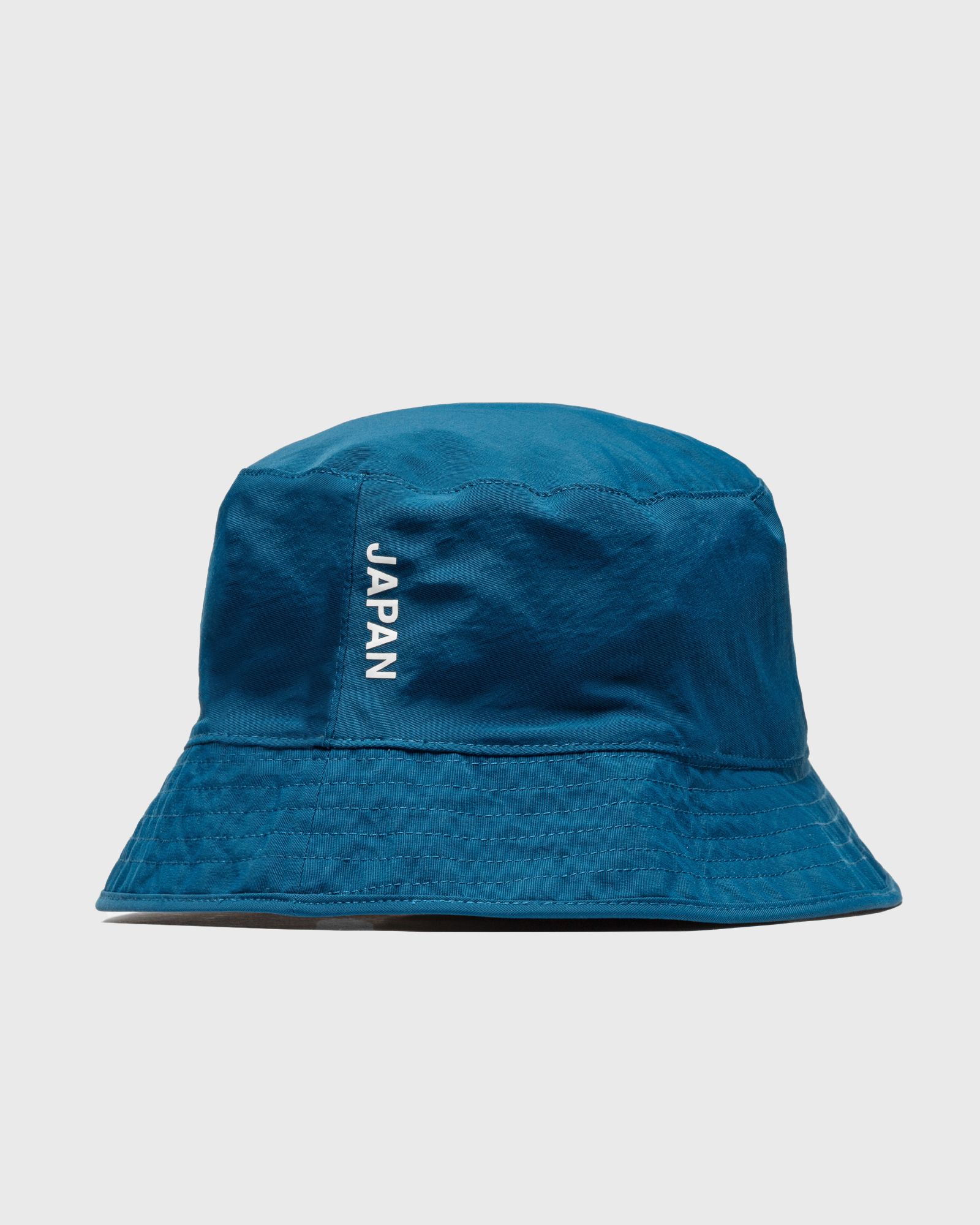 INTERNATIONAL COLLECTION REVERSIBLE SPECTATOR BUCKET HAT