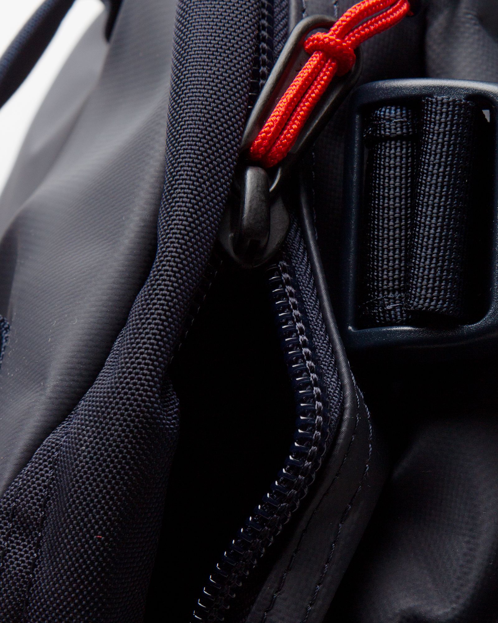 INTERNATIONAL COLLECTION BASE CAMP DUFFEL BAG