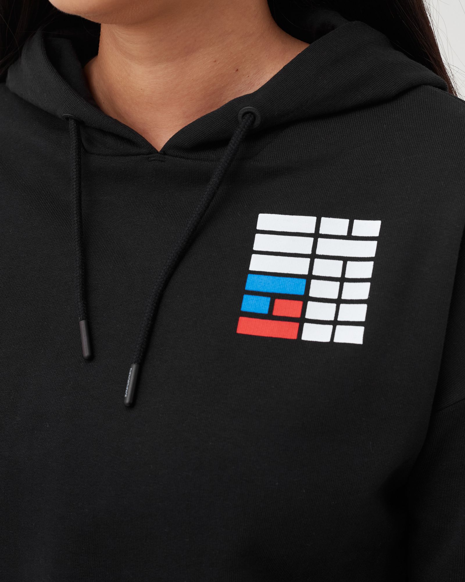 WMNS INTERNATIONAL COLLECTION CROPPED PO HOODIE