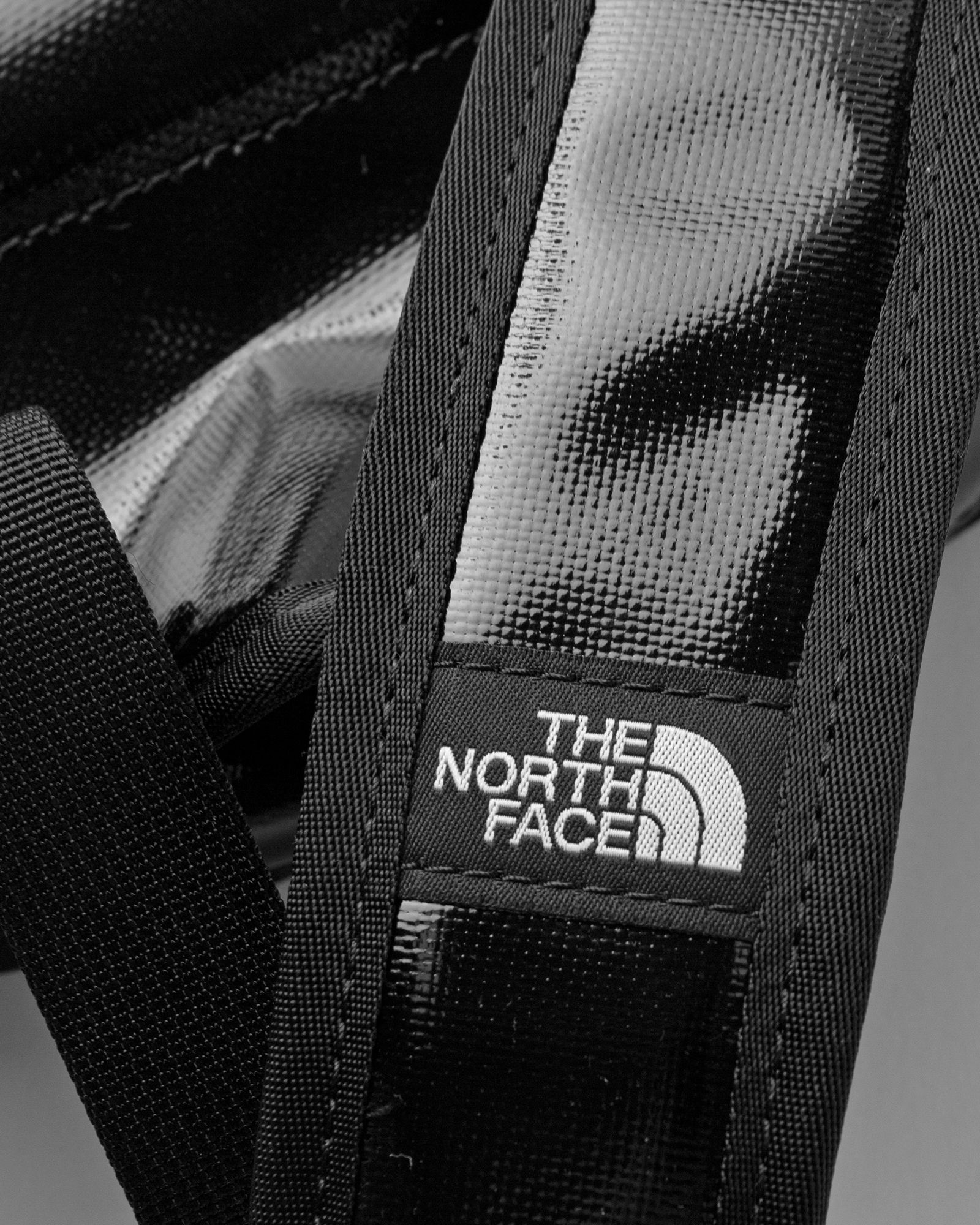 BASE CAMP CIRCLE BAG