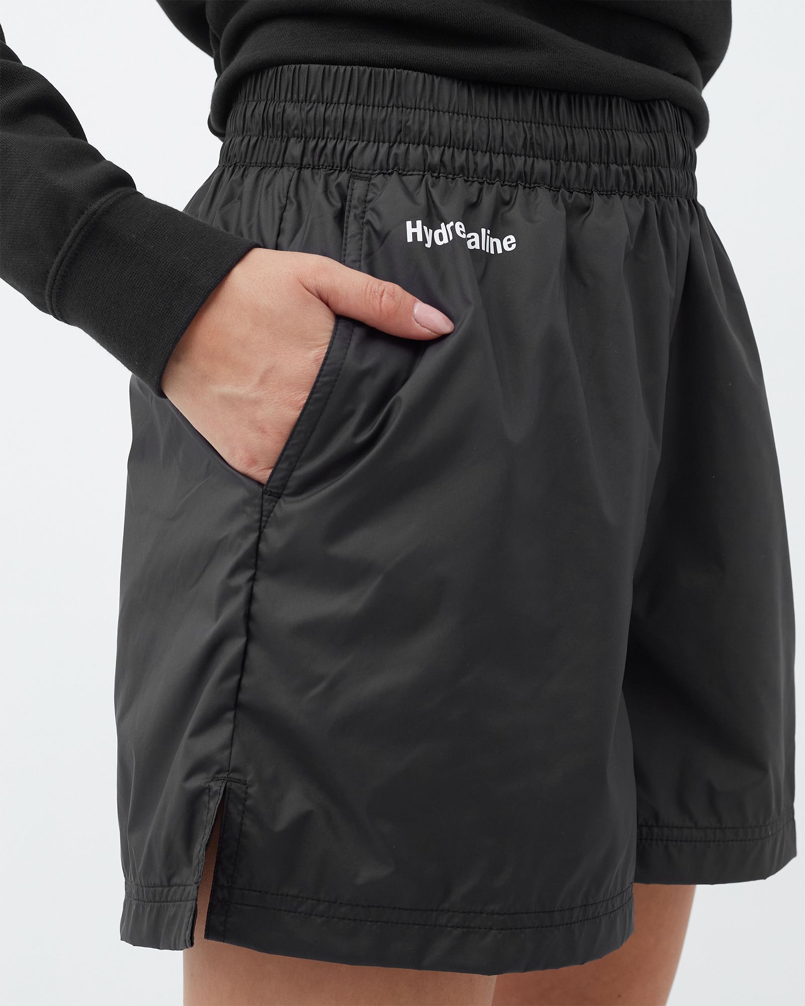 WMNS HYDREN WIND SHORT