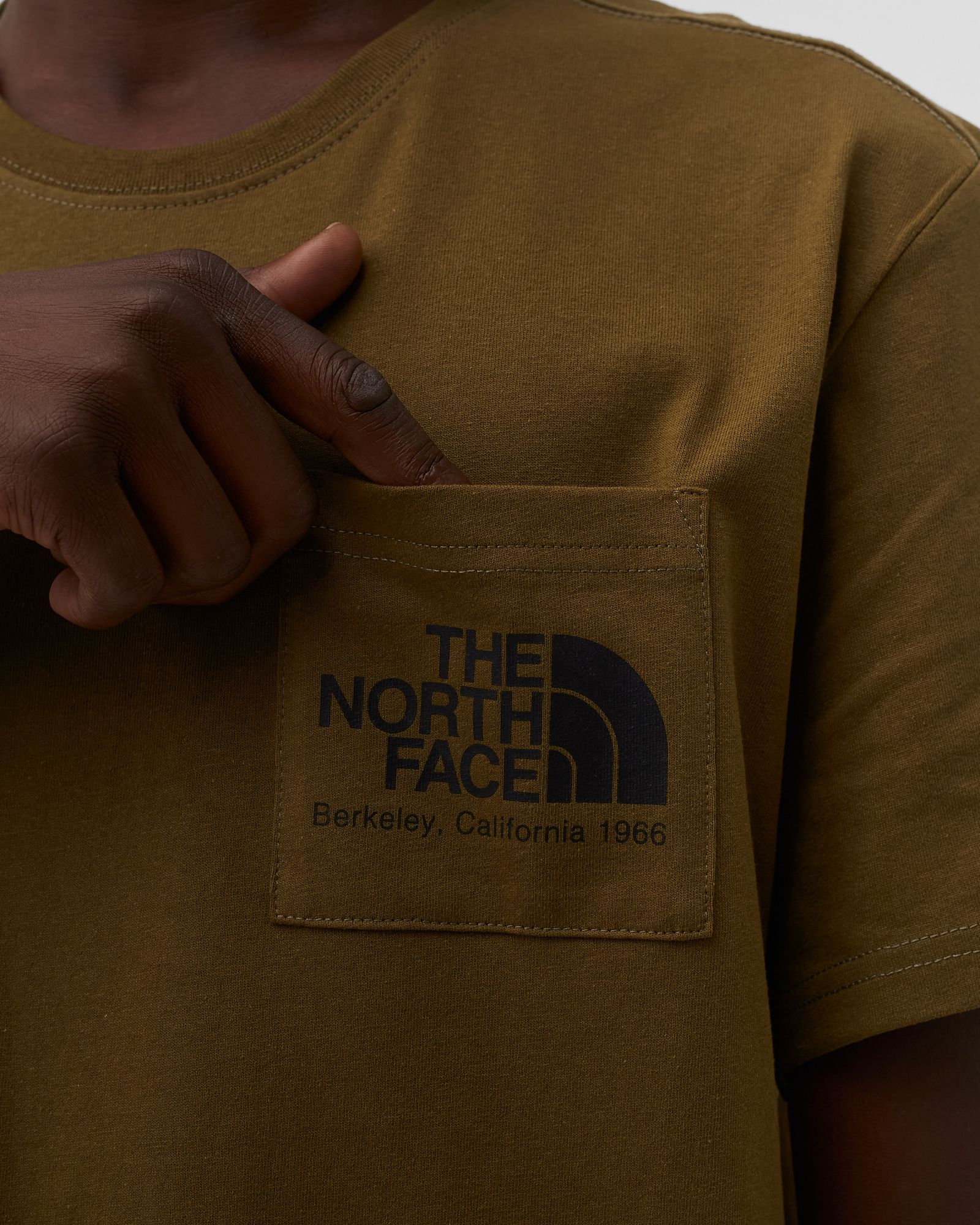 BERKELEY CALIFORNIA POCKET T