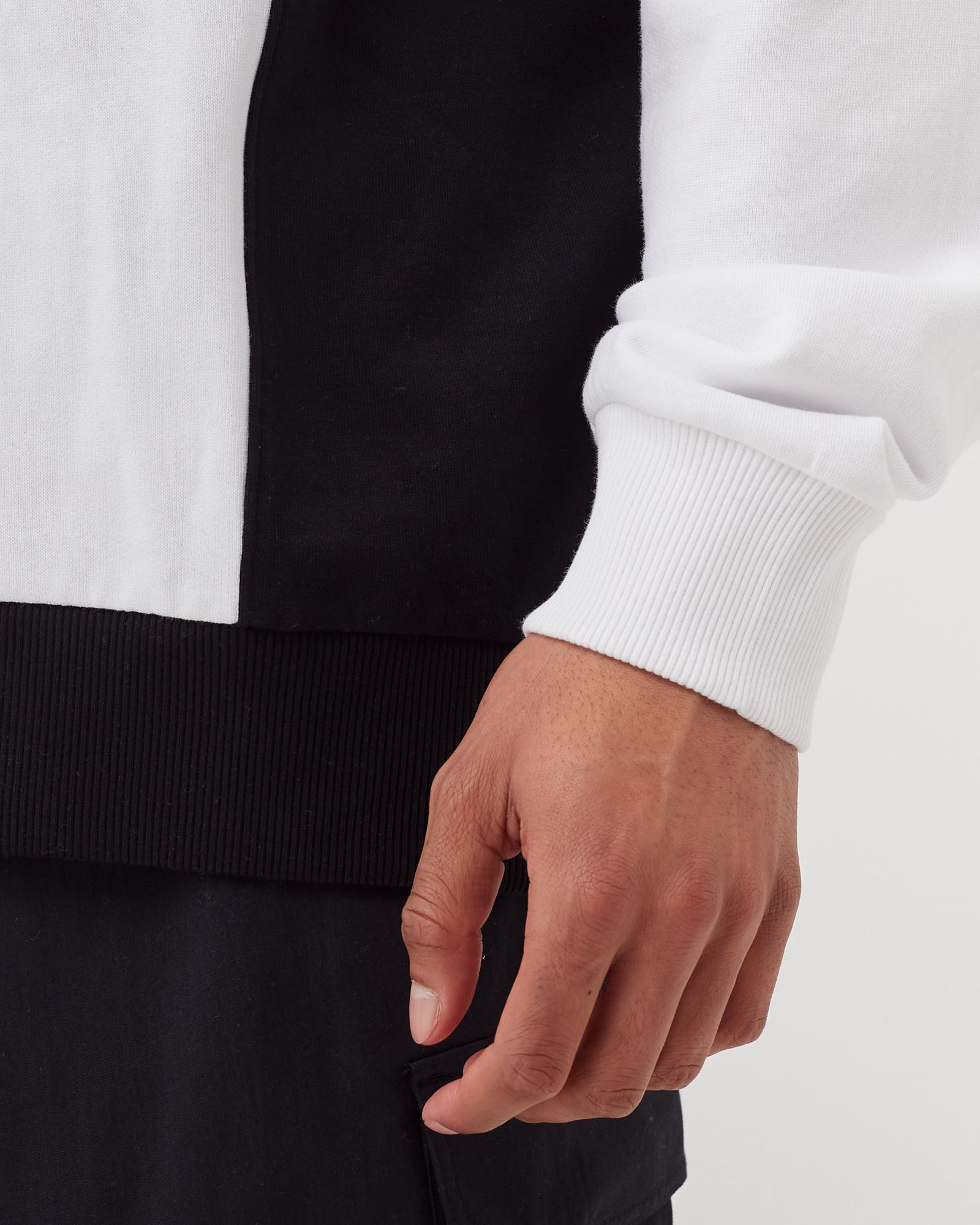 CUT & SEW CREW SWEATSHIRT