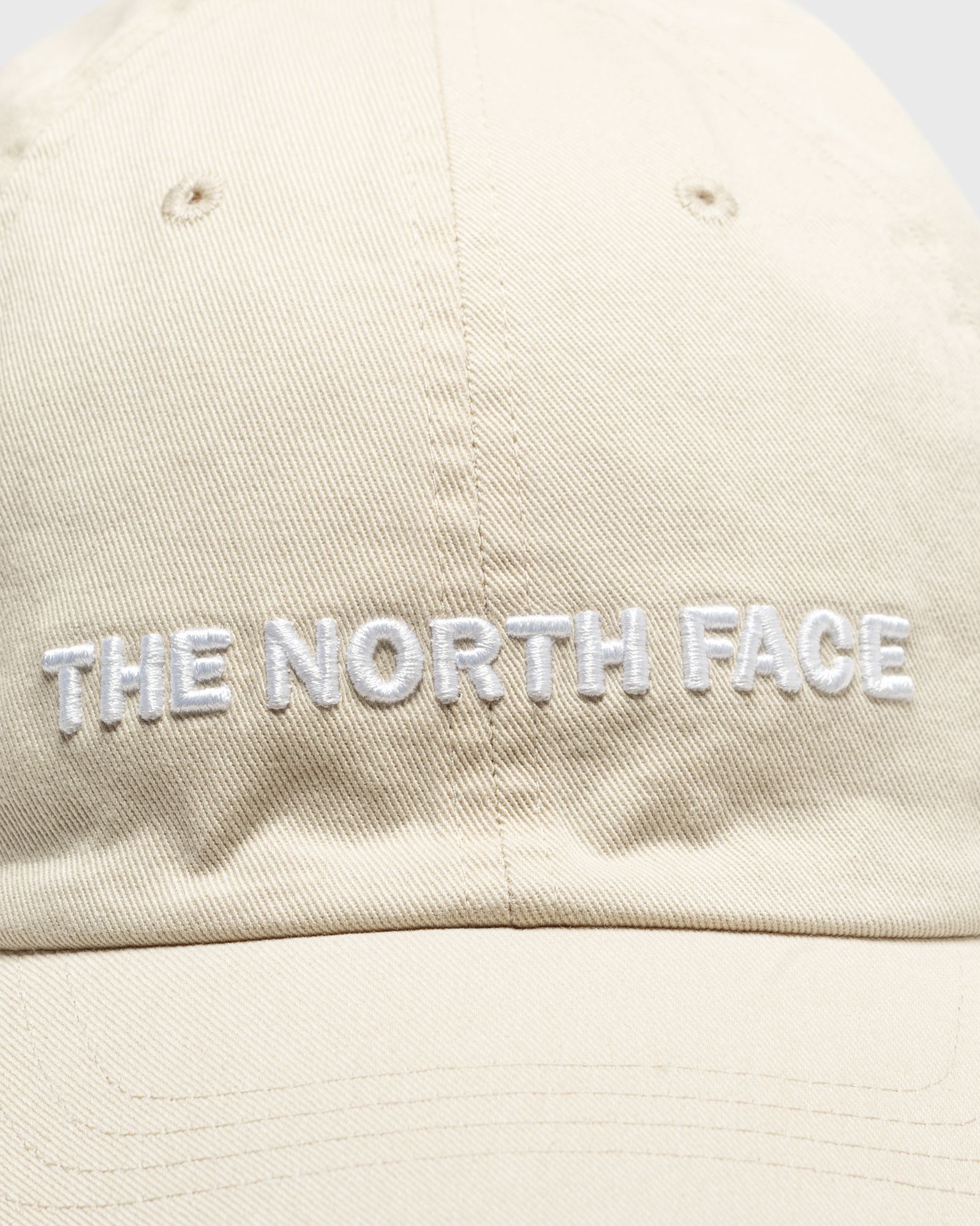 HORIZONTAL EMBRO BALLCAP