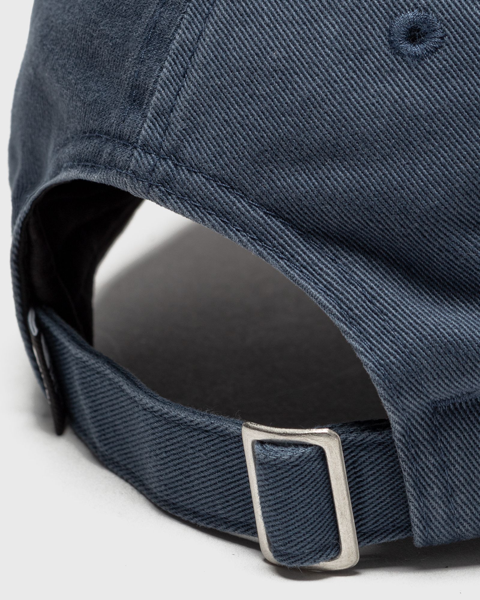 HORIZONTAL EMBRO BALLCAP 