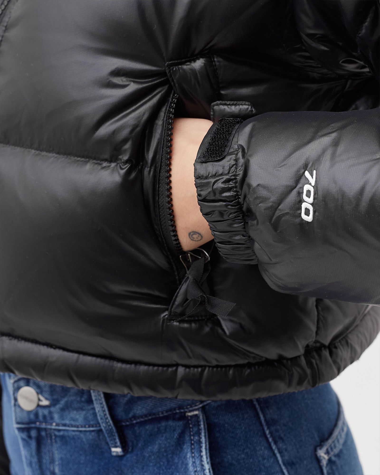 WMNS NUPTSE SHORT JACKET